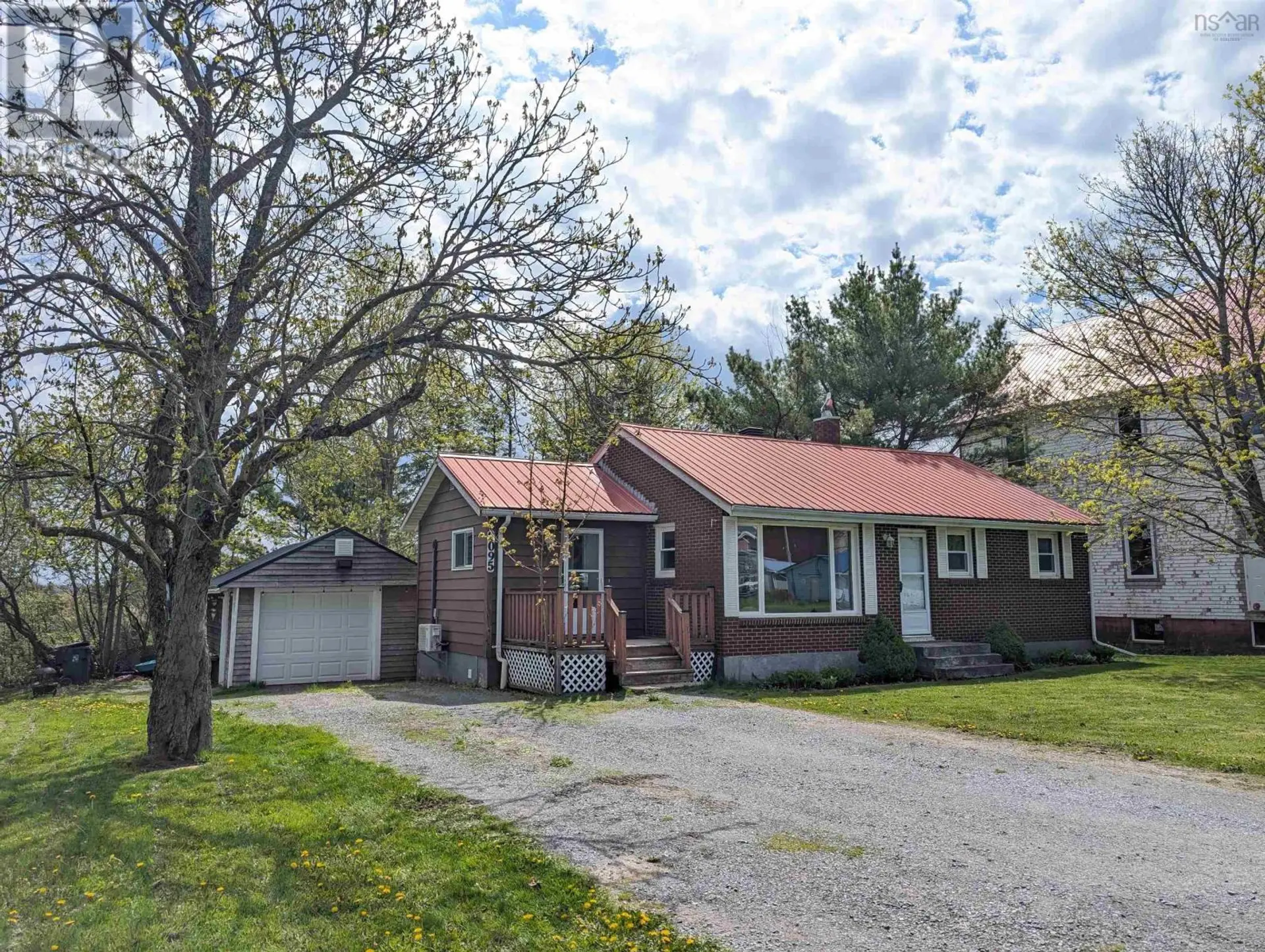 2095 Highway 2 - Image 3