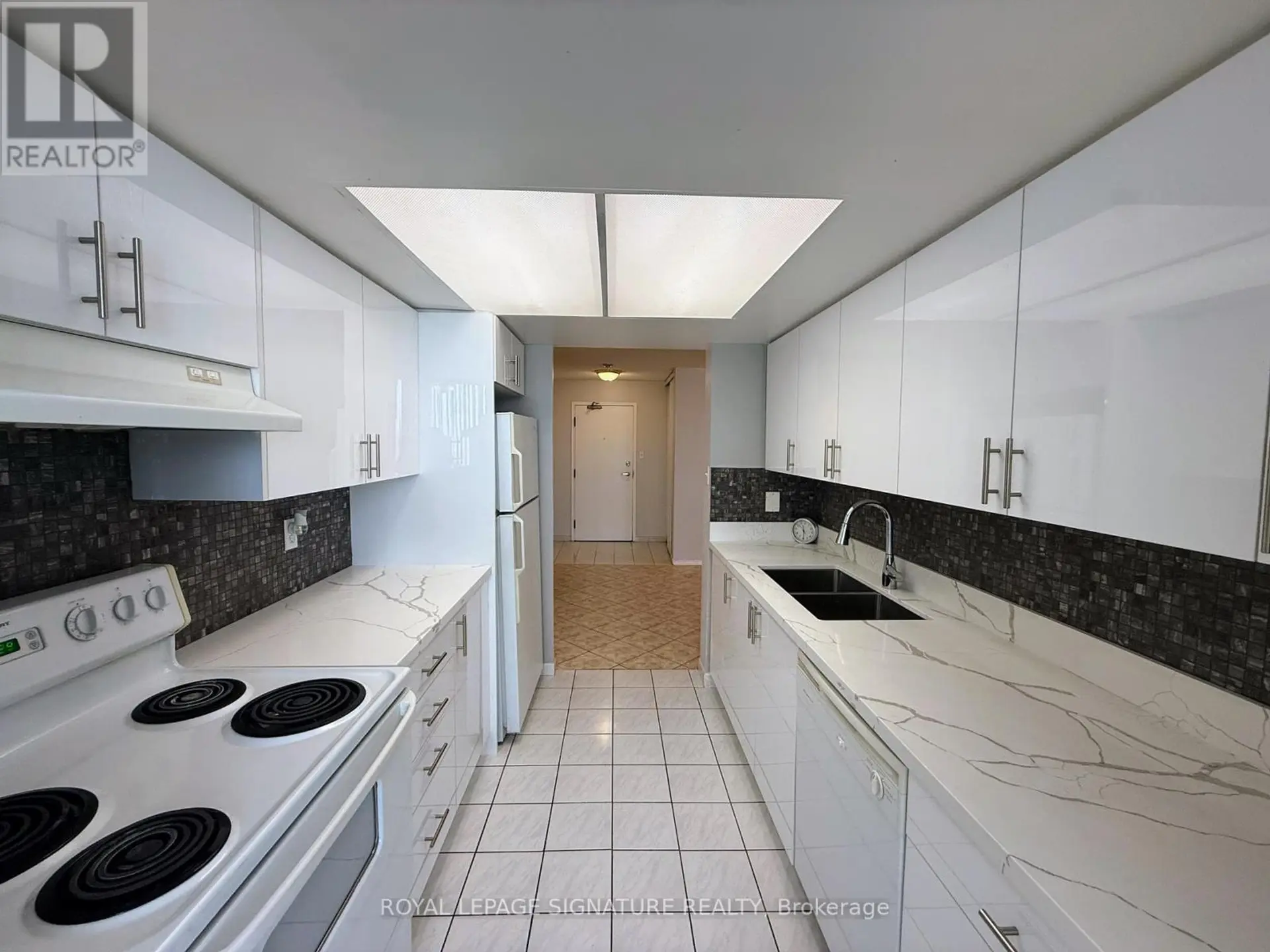 #407 3 ROWNTREE ROAD - Image 2