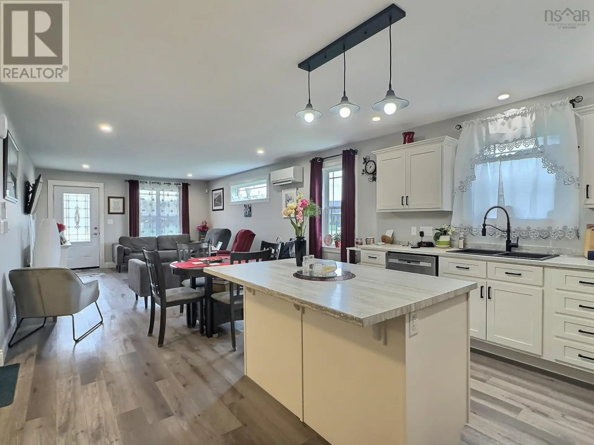 24 Eagleview Drive - Image 7