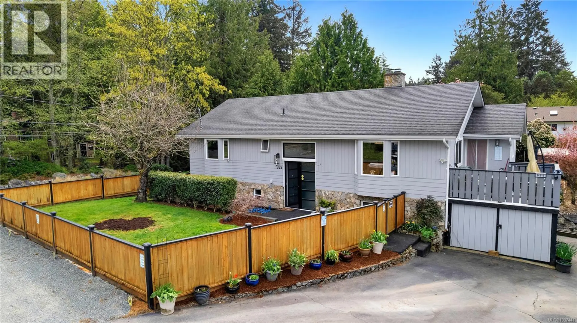 Property at 955 Sluggett Rd, Central Saanich, BC