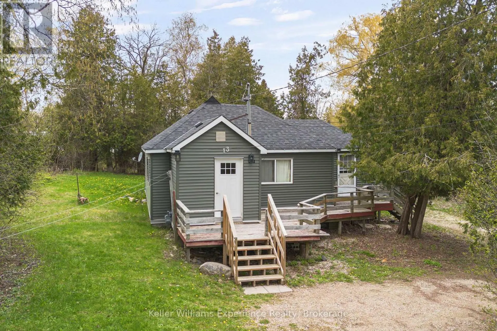 13 ARTHUR STREET - Image 1