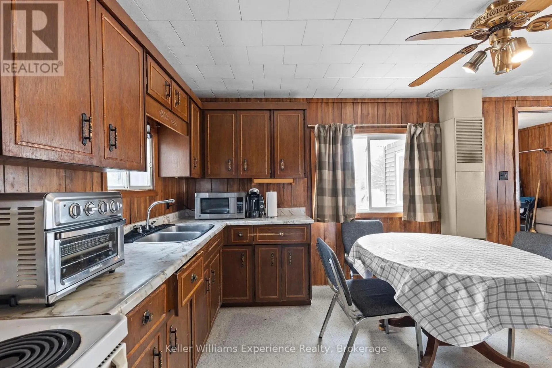 13 ARTHUR STREET - Image 7