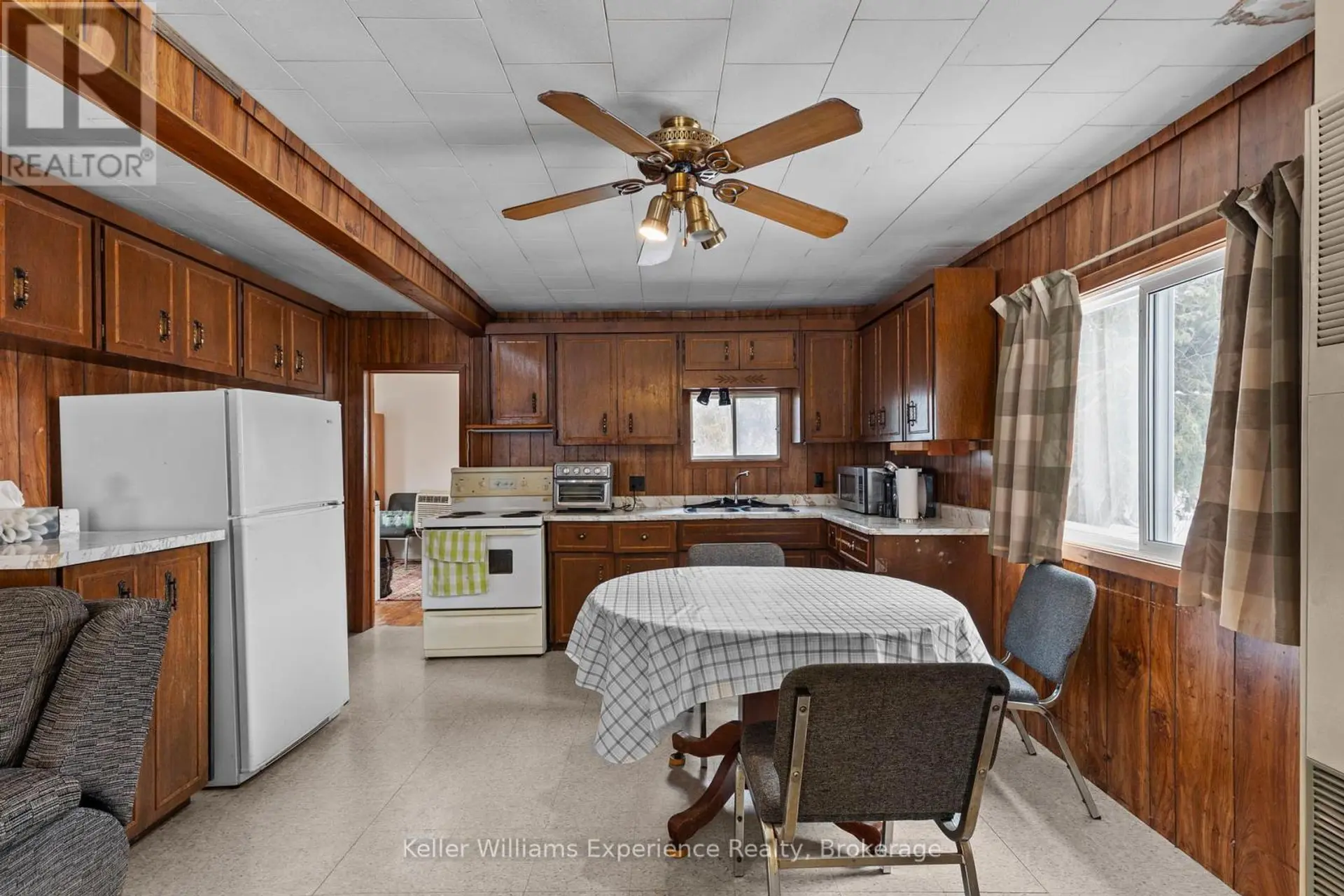 13 ARTHUR STREET - Image 6