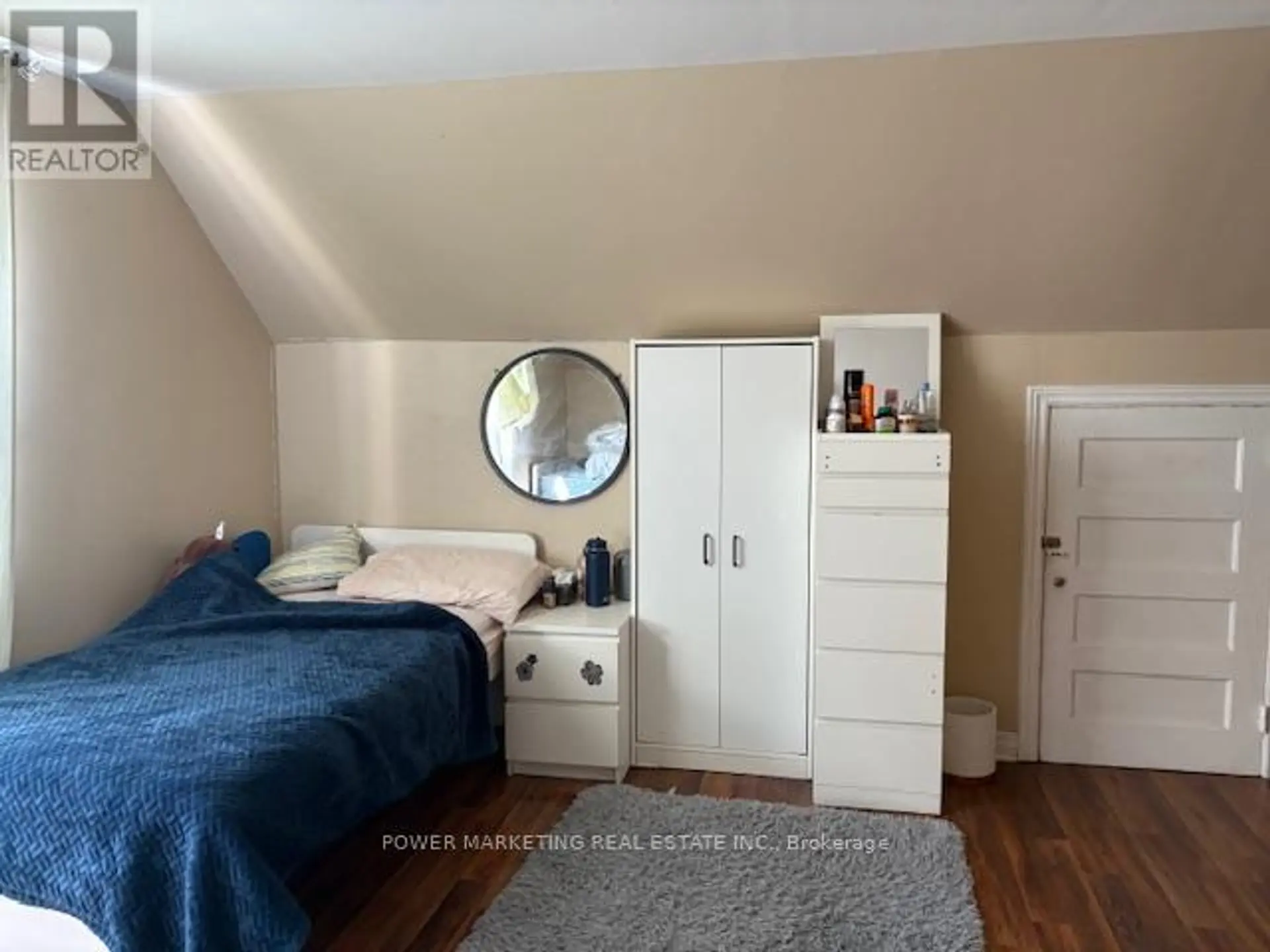 803 MERIVALE ROAD - Image 6