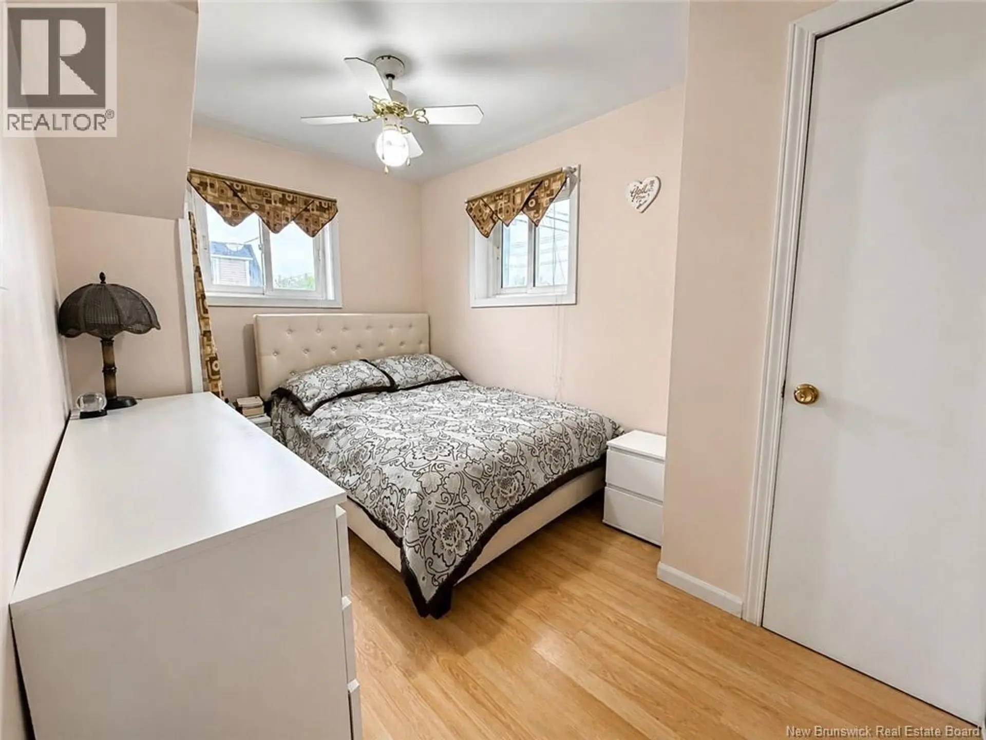 37 St-Jean Baptiste Street - Image 10