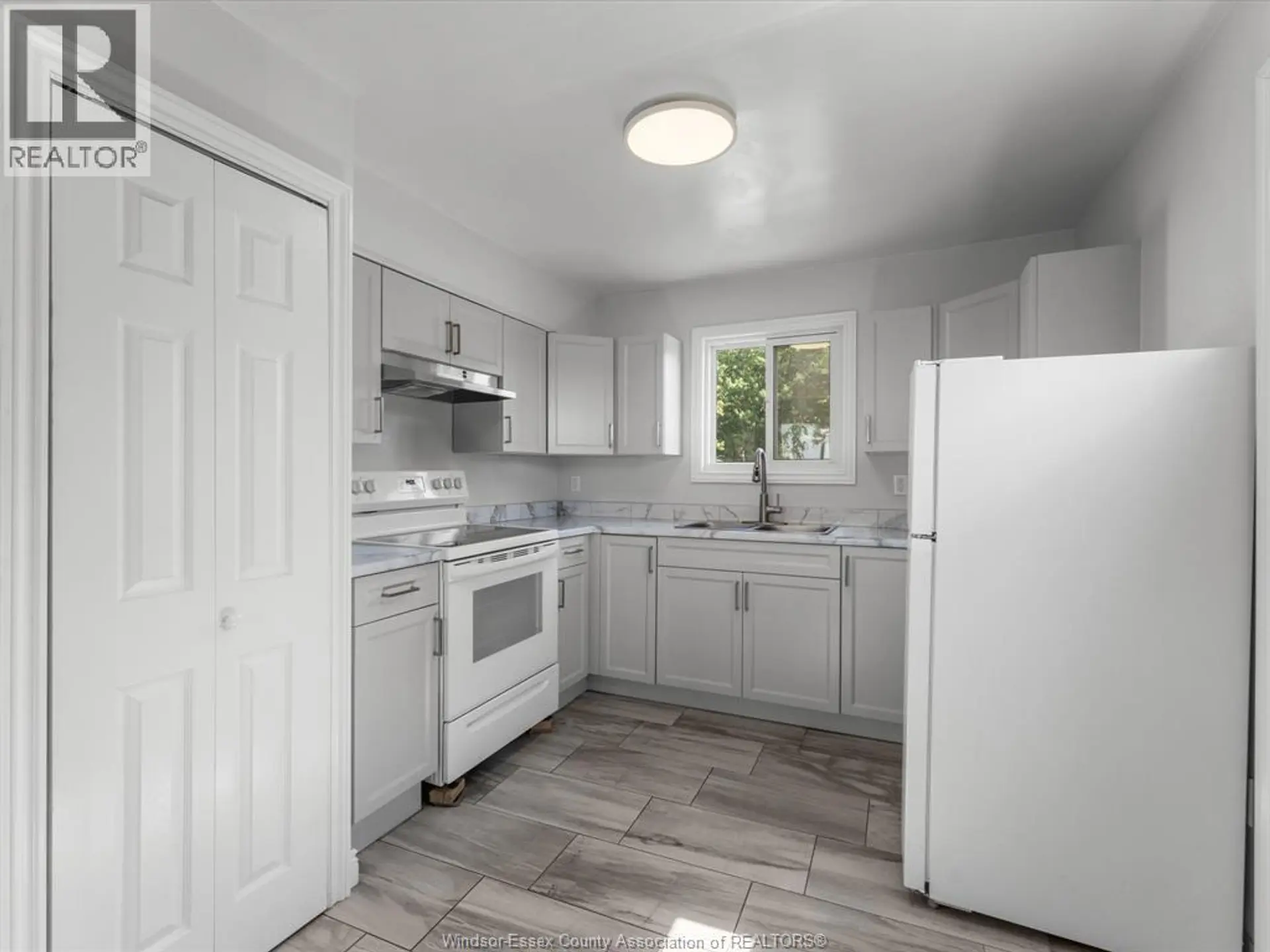 8650 Malden ROAD - Image 4