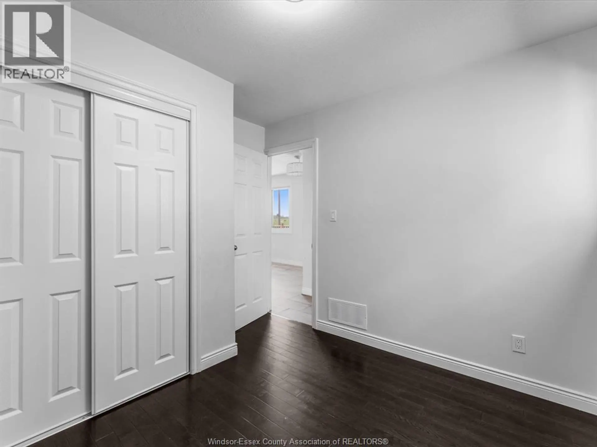 8650 Malden ROAD - Image 8
