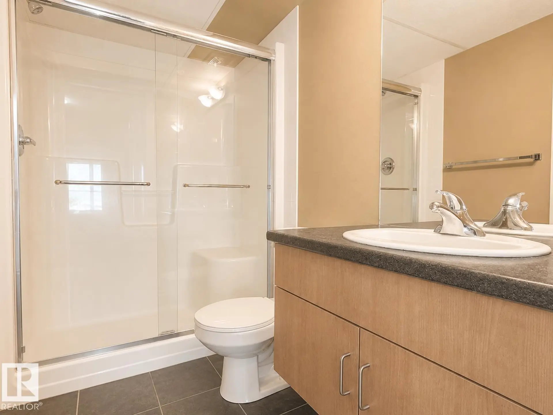 #203 10518 113 ST NW - Image 14