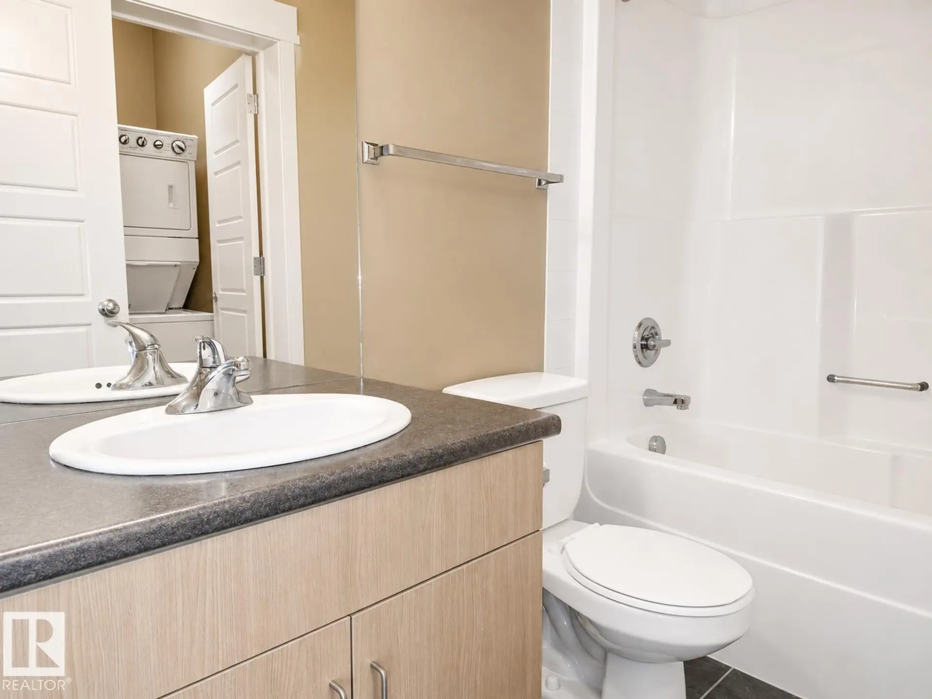 #203 10518 113 ST NW - Image 16