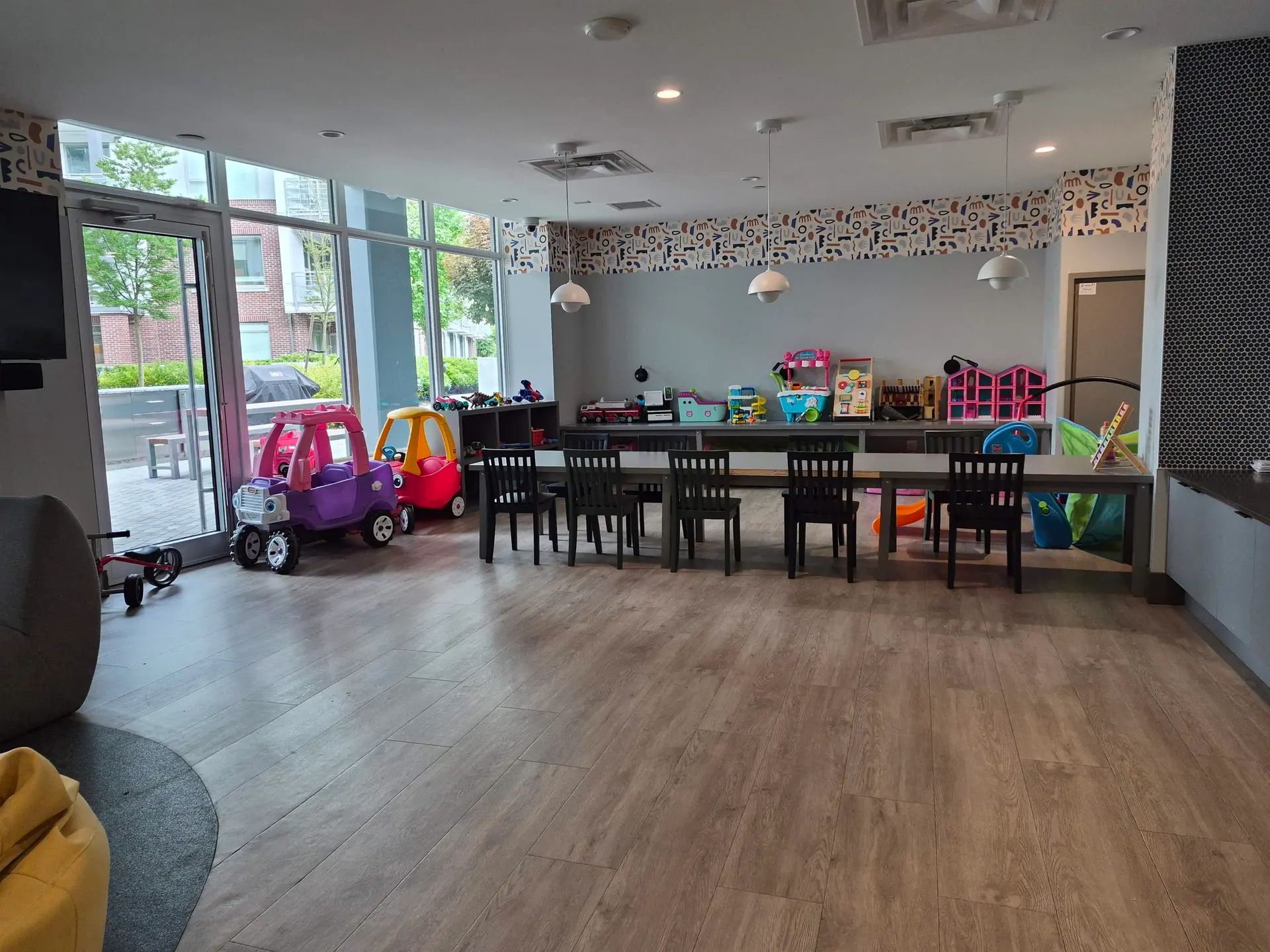 #707 308 Morrissey Road - Image 6
