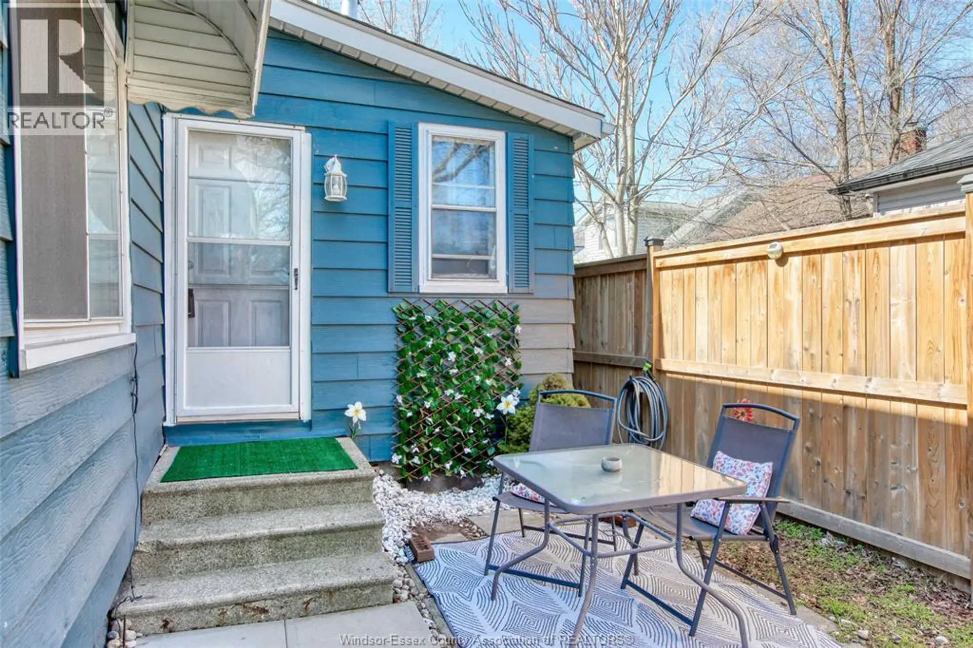 639 WATKINS - Image 2
