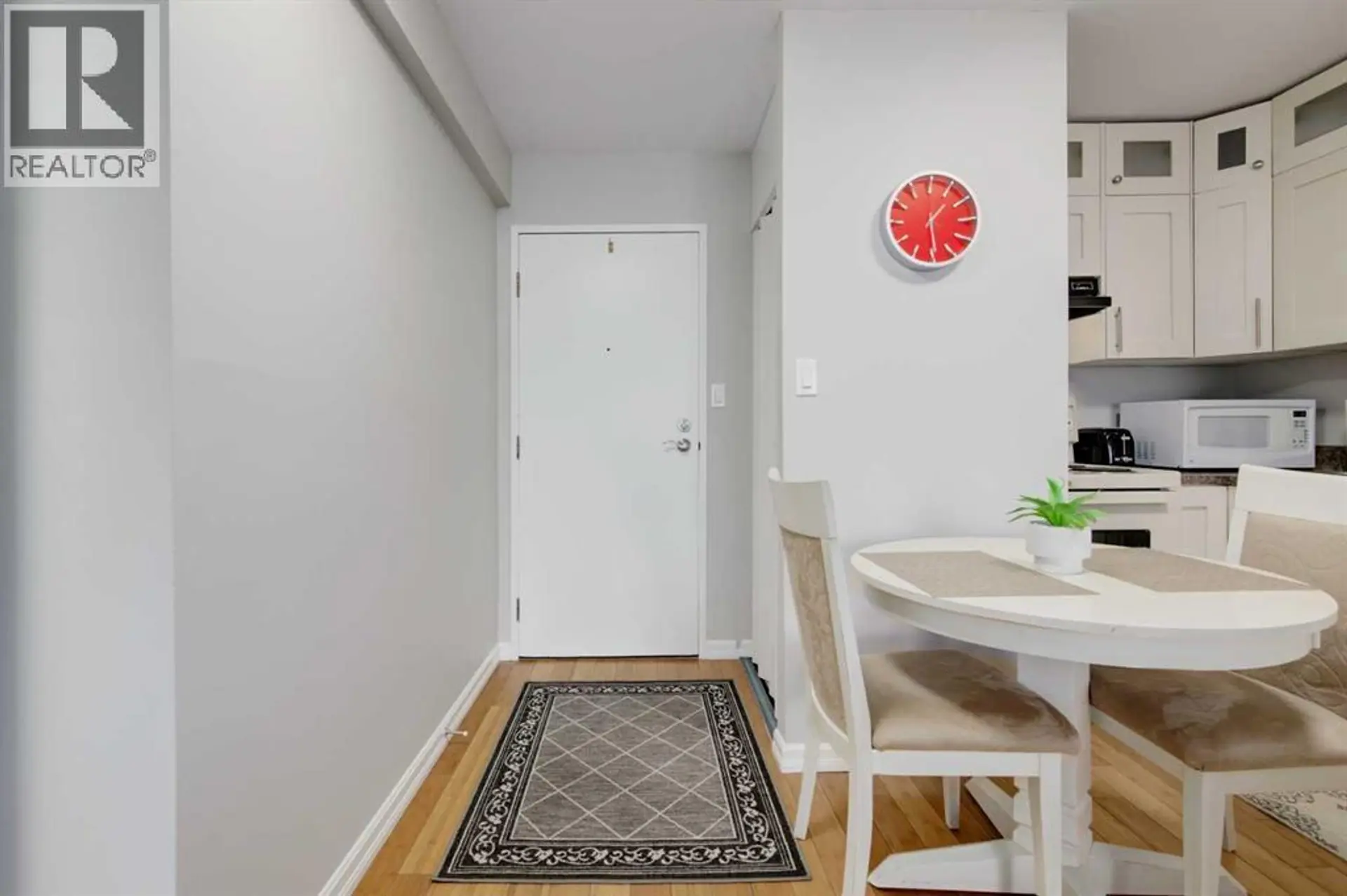 #706 340 14 Avenue SW - Image 5