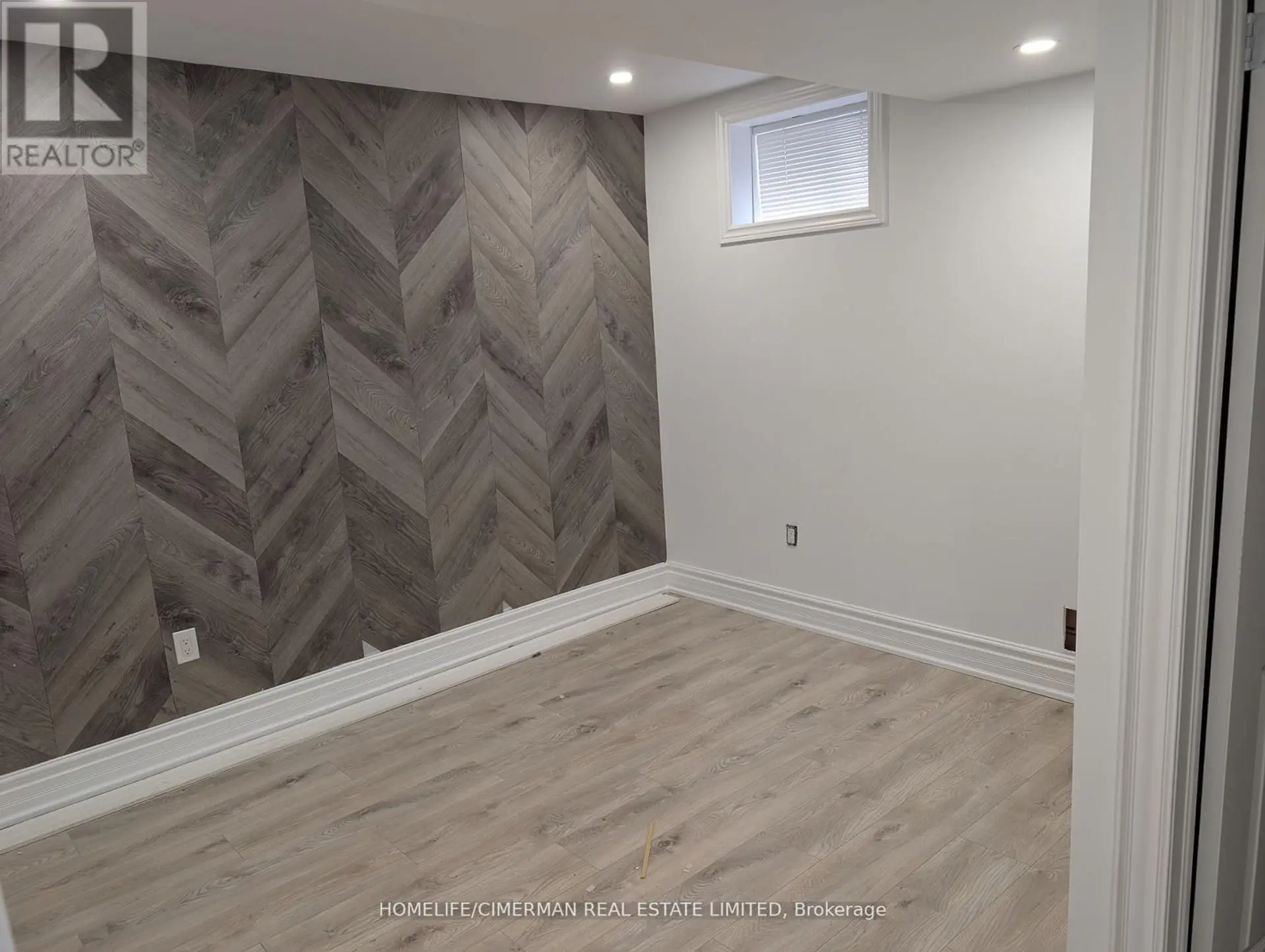 361 BIRCHMOUNT ROAD - Image 17
