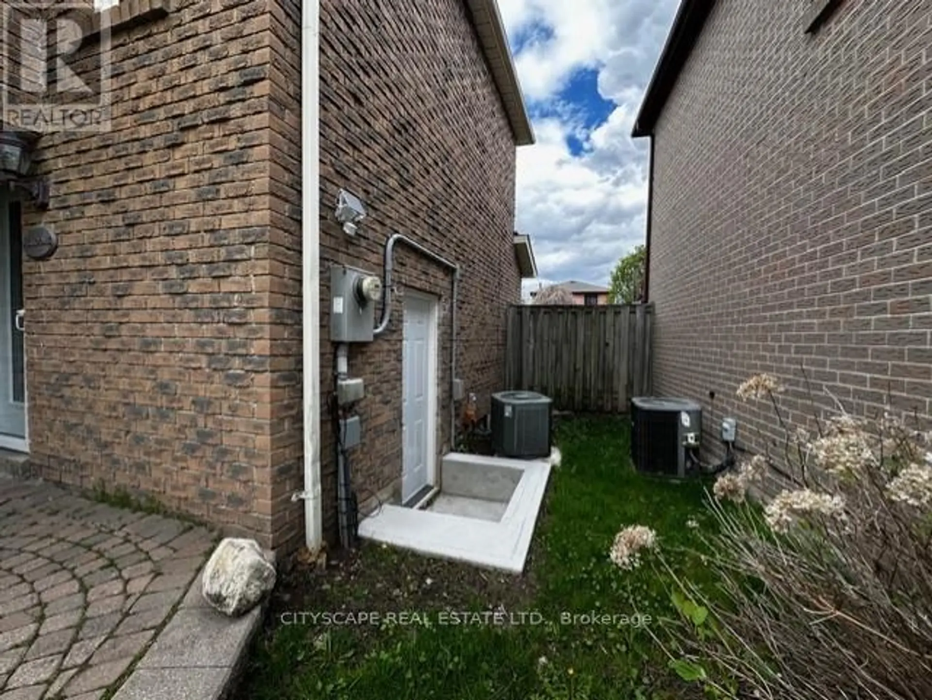 82 CHATFIELD DRIVE - Image 3