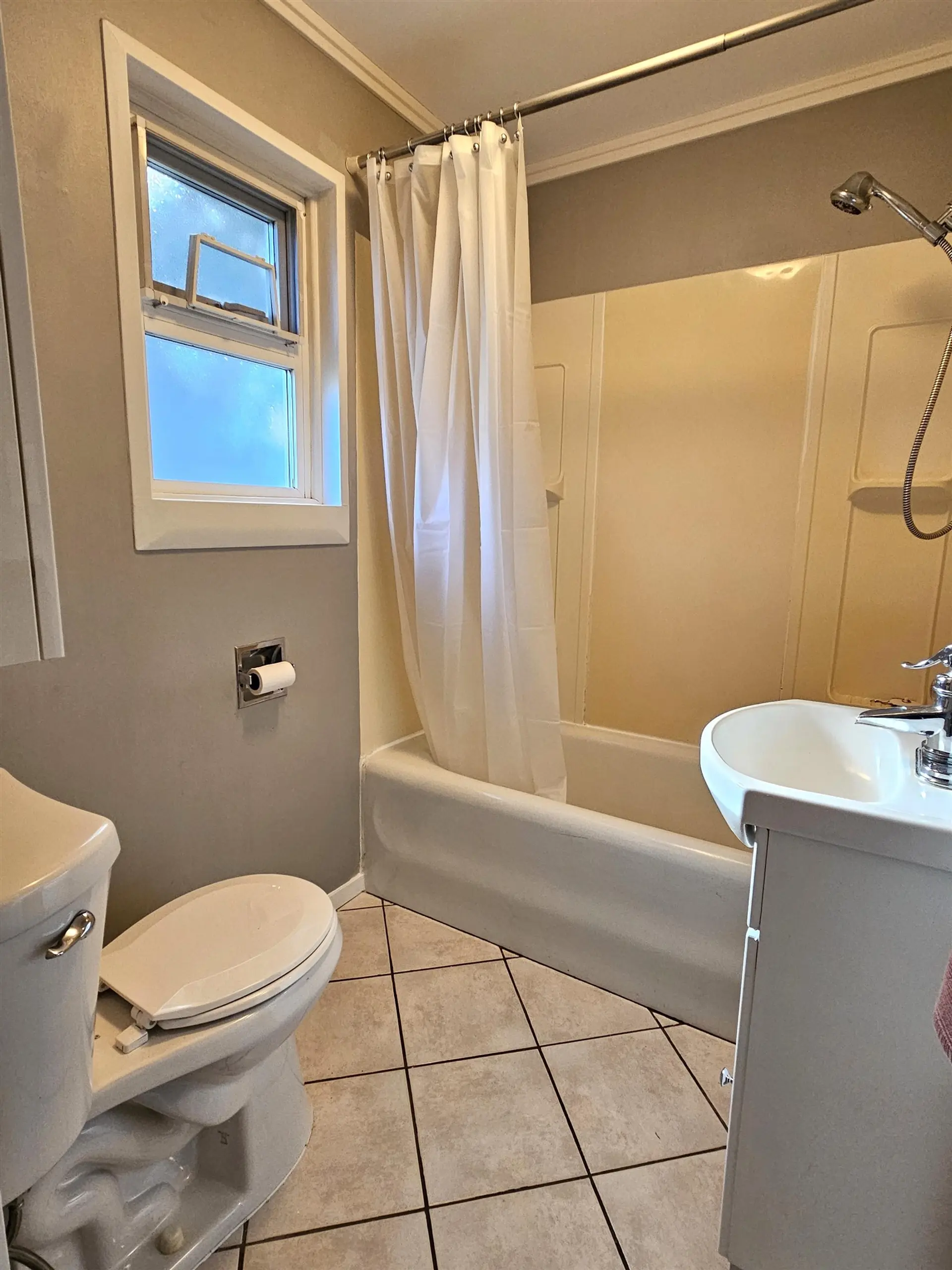 1502 Depot Road - Image 9
