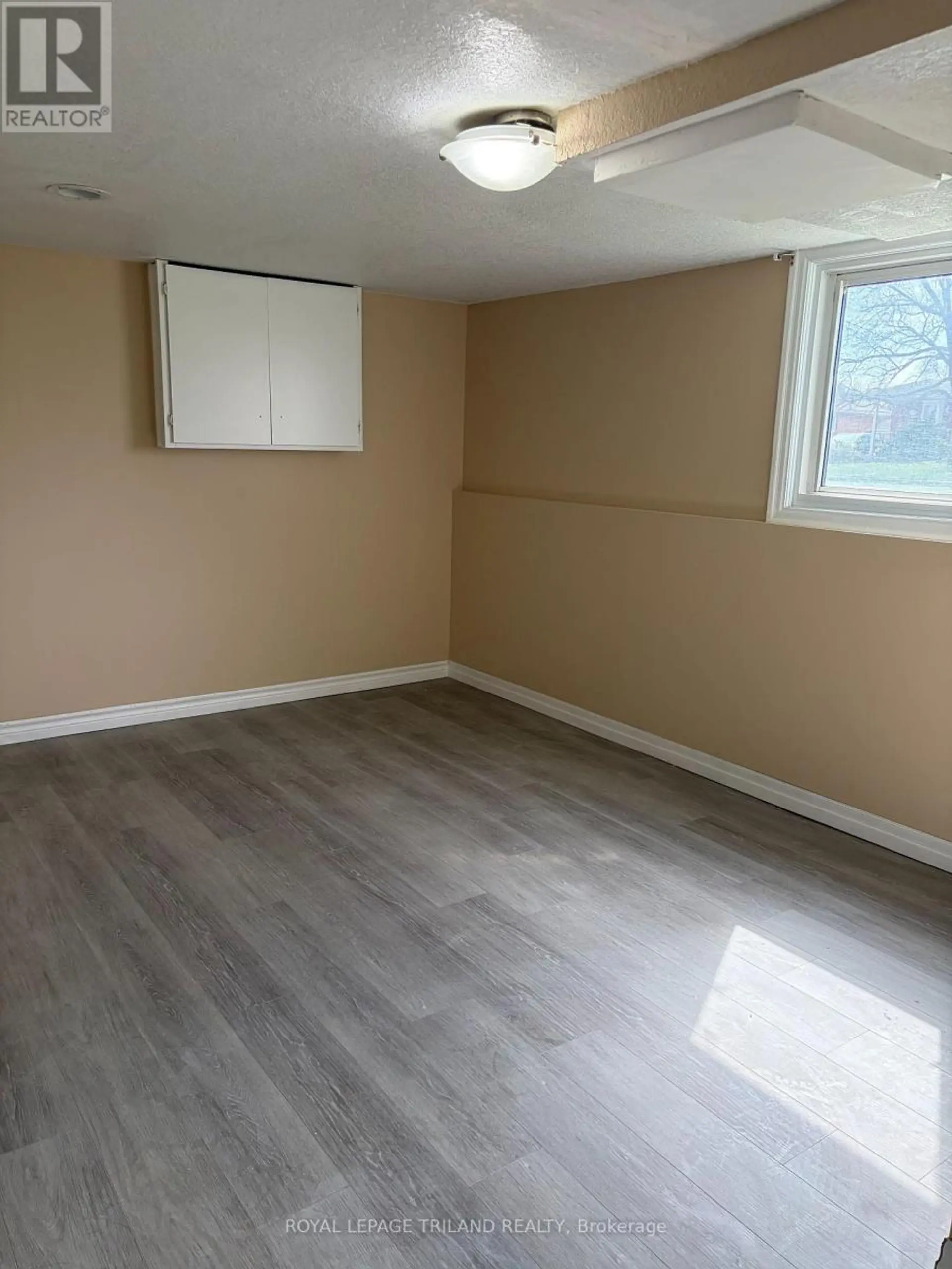 1548 DALE STREET - Image 11