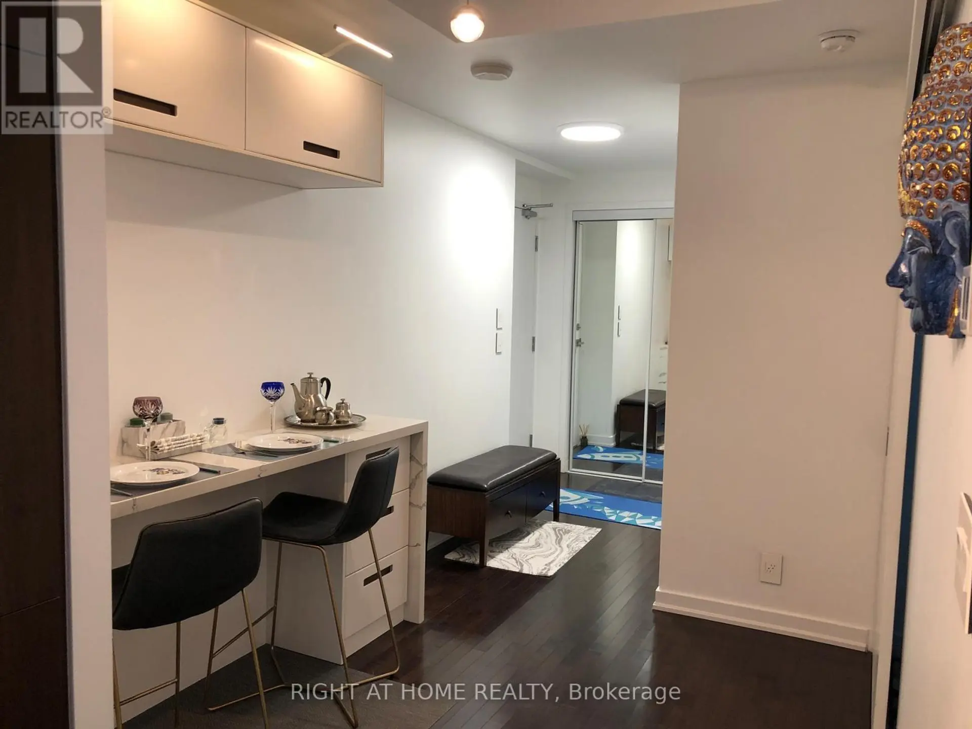 #511 14 YORK STREET - Image 8