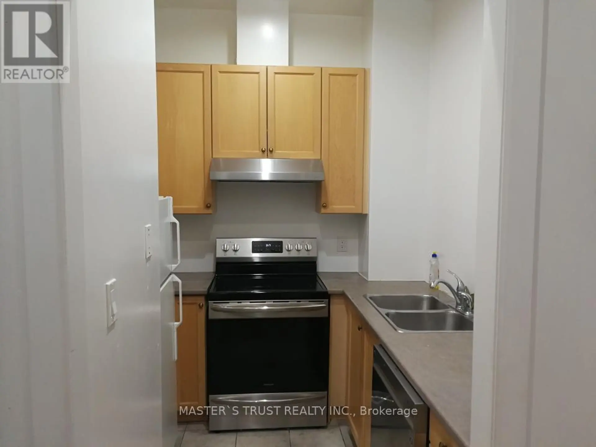 #1001 8 WELLESLEY STREET E - Image 8