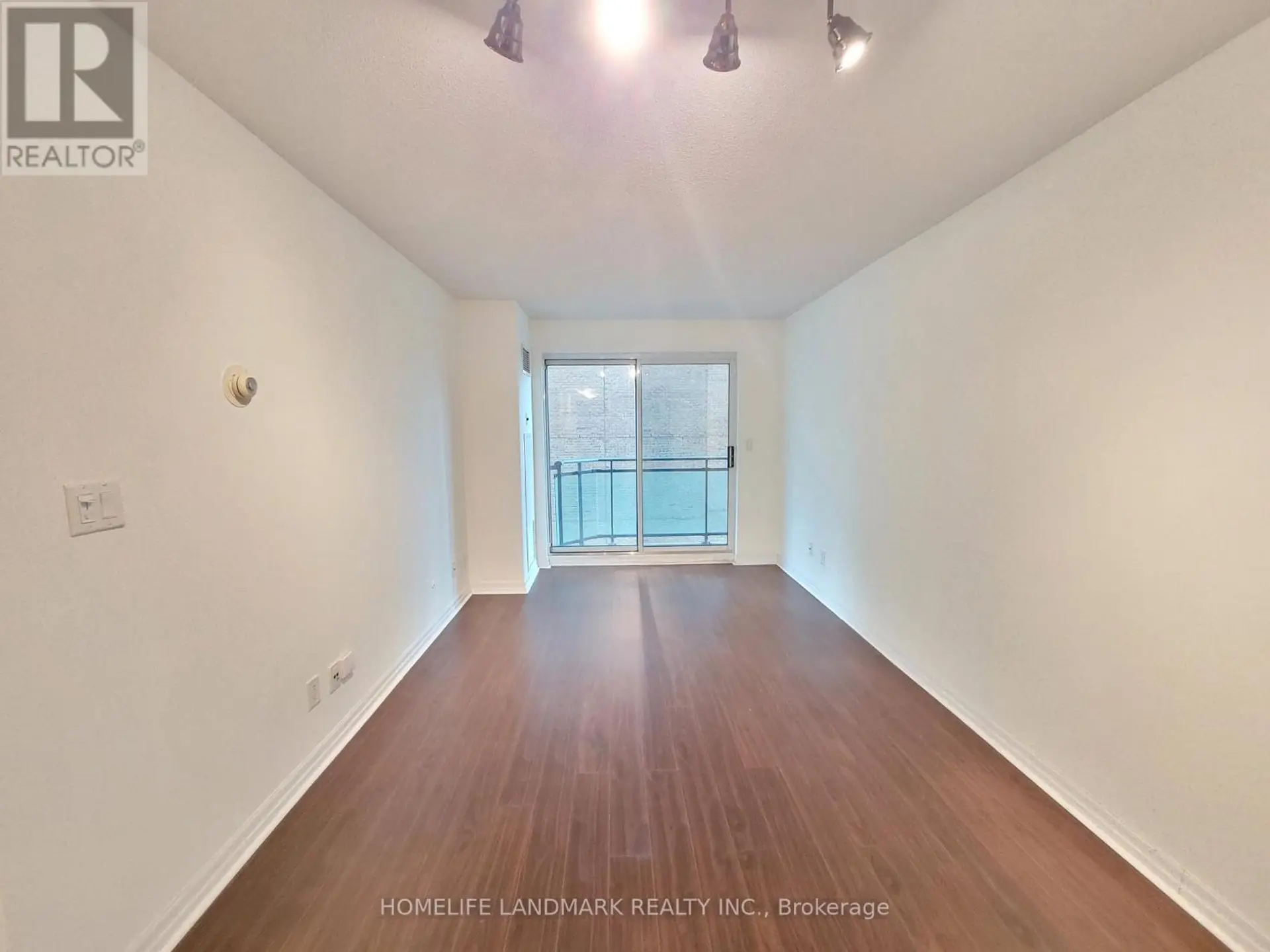 #912 300 BLOOR STREET E - Image 3