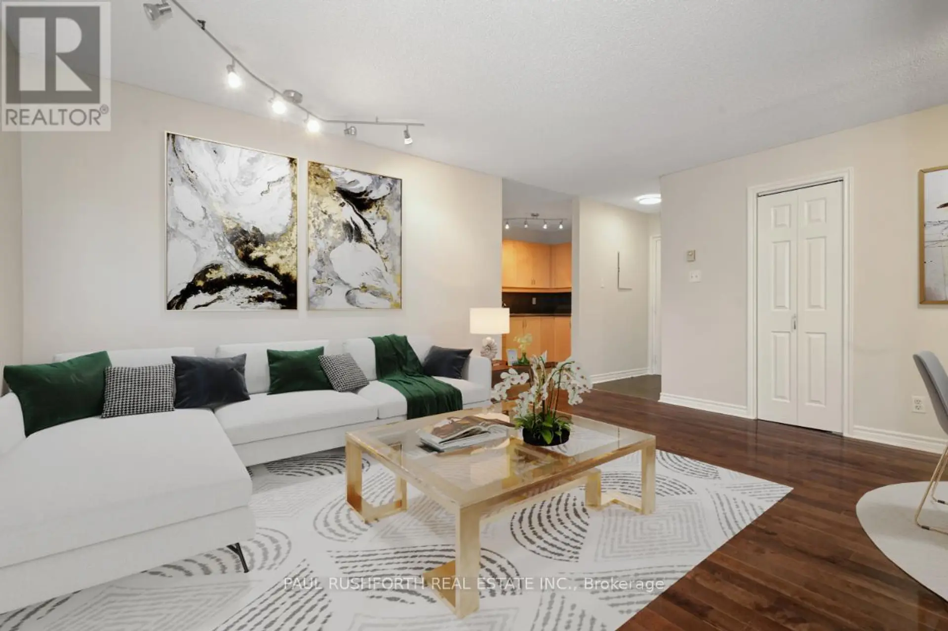 #201 41 HILDA STREET - Image 6