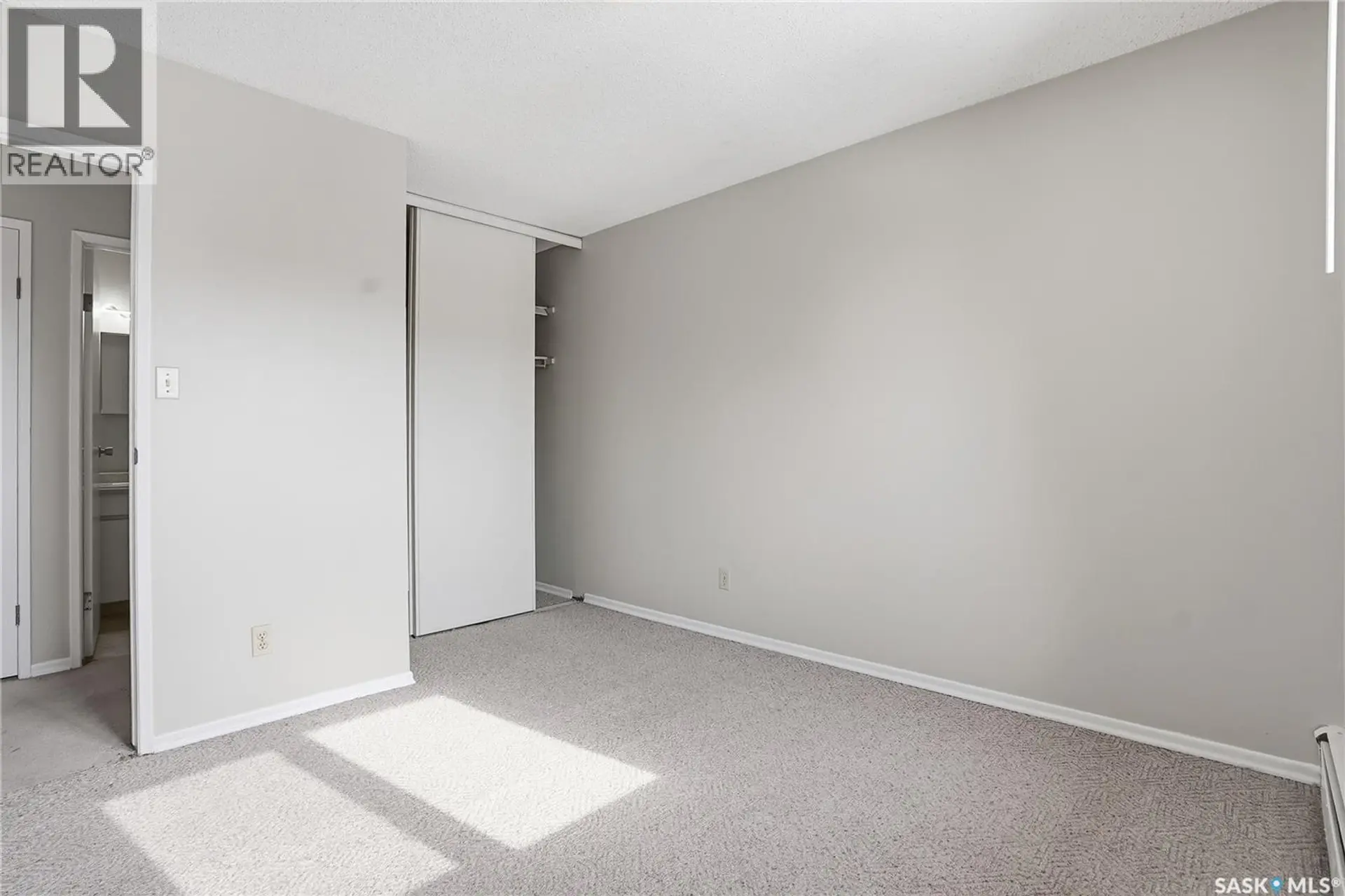 #34 4219 Degeer STREET - Image 14