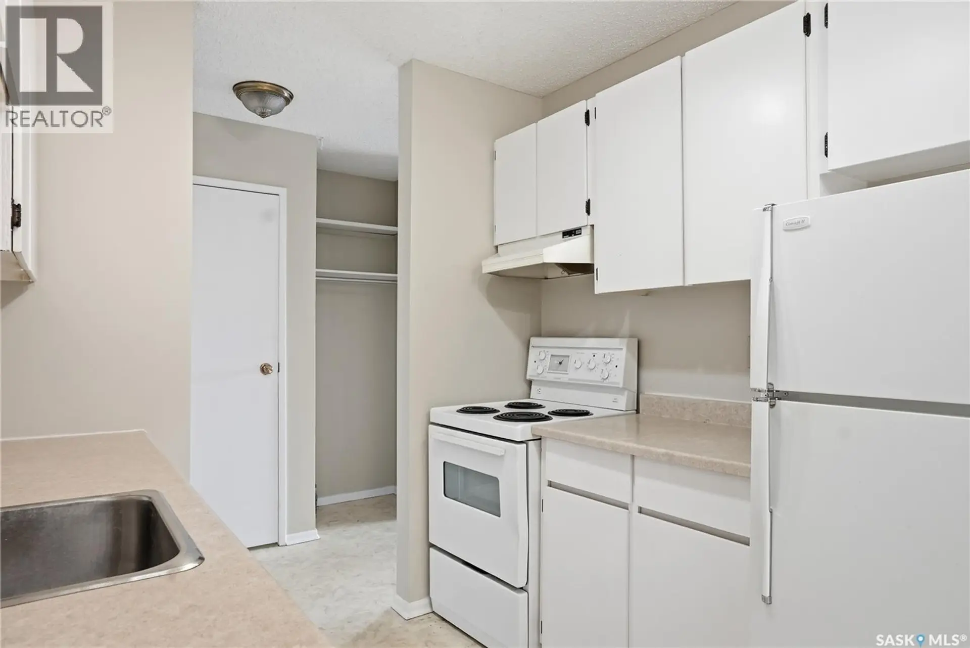 #34 4219 Degeer STREET - Image 3