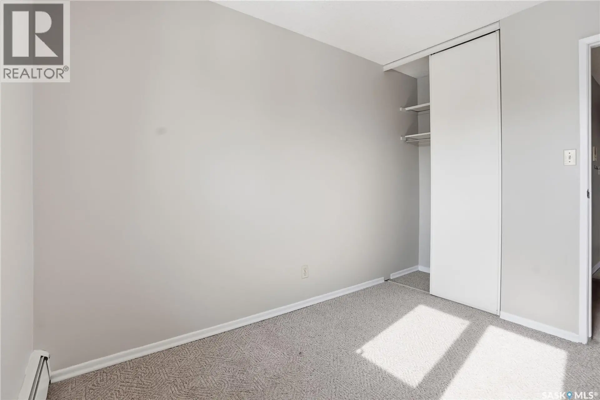 #34 4219 Degeer STREET - Image 12