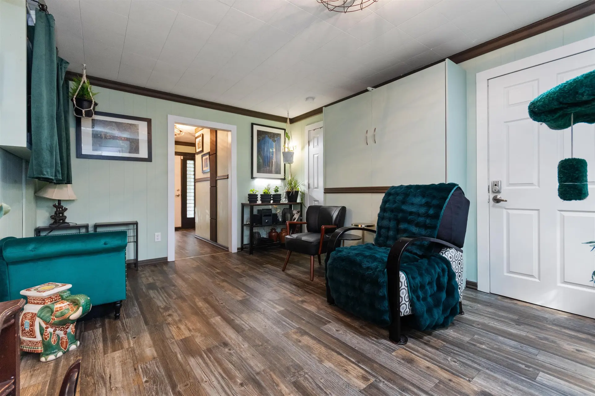 45573 Wellington Avenue - Image 7