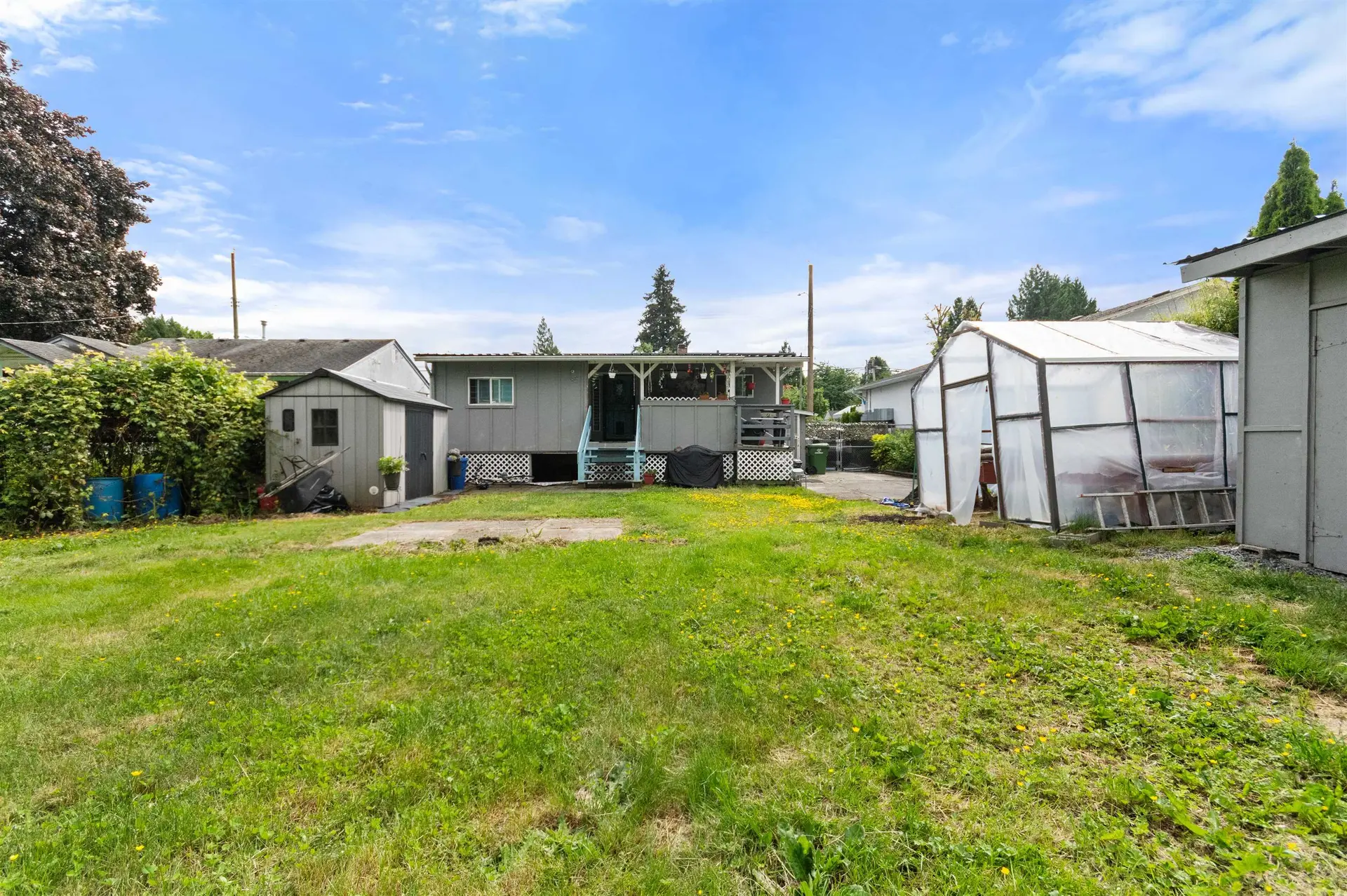 45573 Wellington Avenue - Image 18