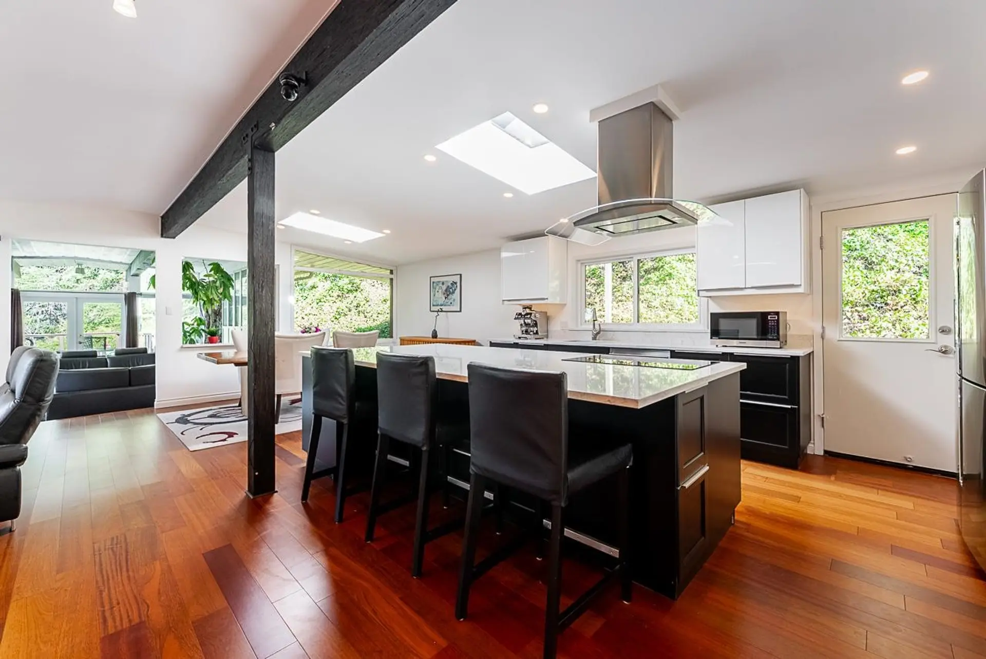 Property at 5651 Westhaven Road, West Vancouver, BC