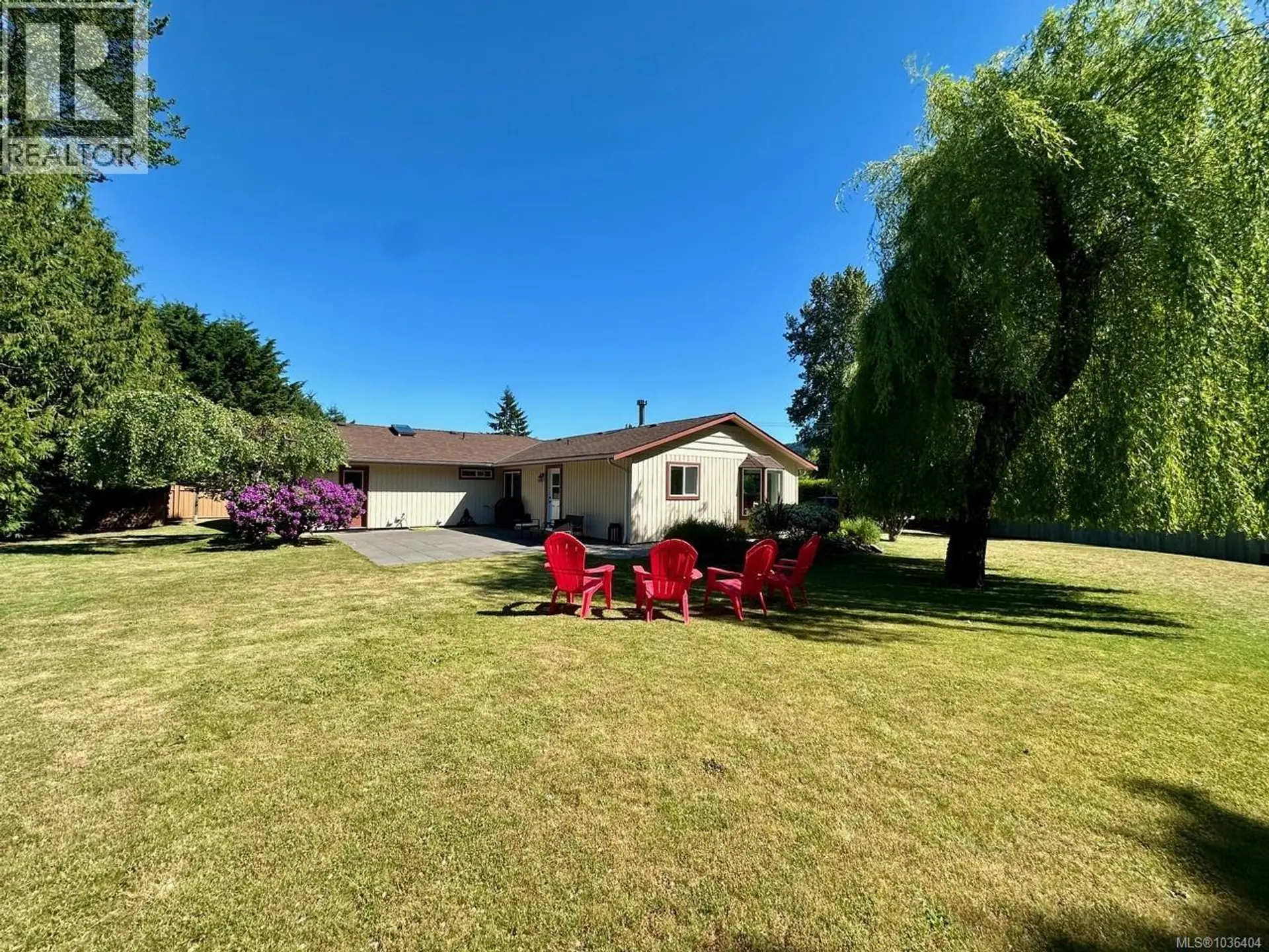 Property at 220 Park Dr, Salt Spring, BC