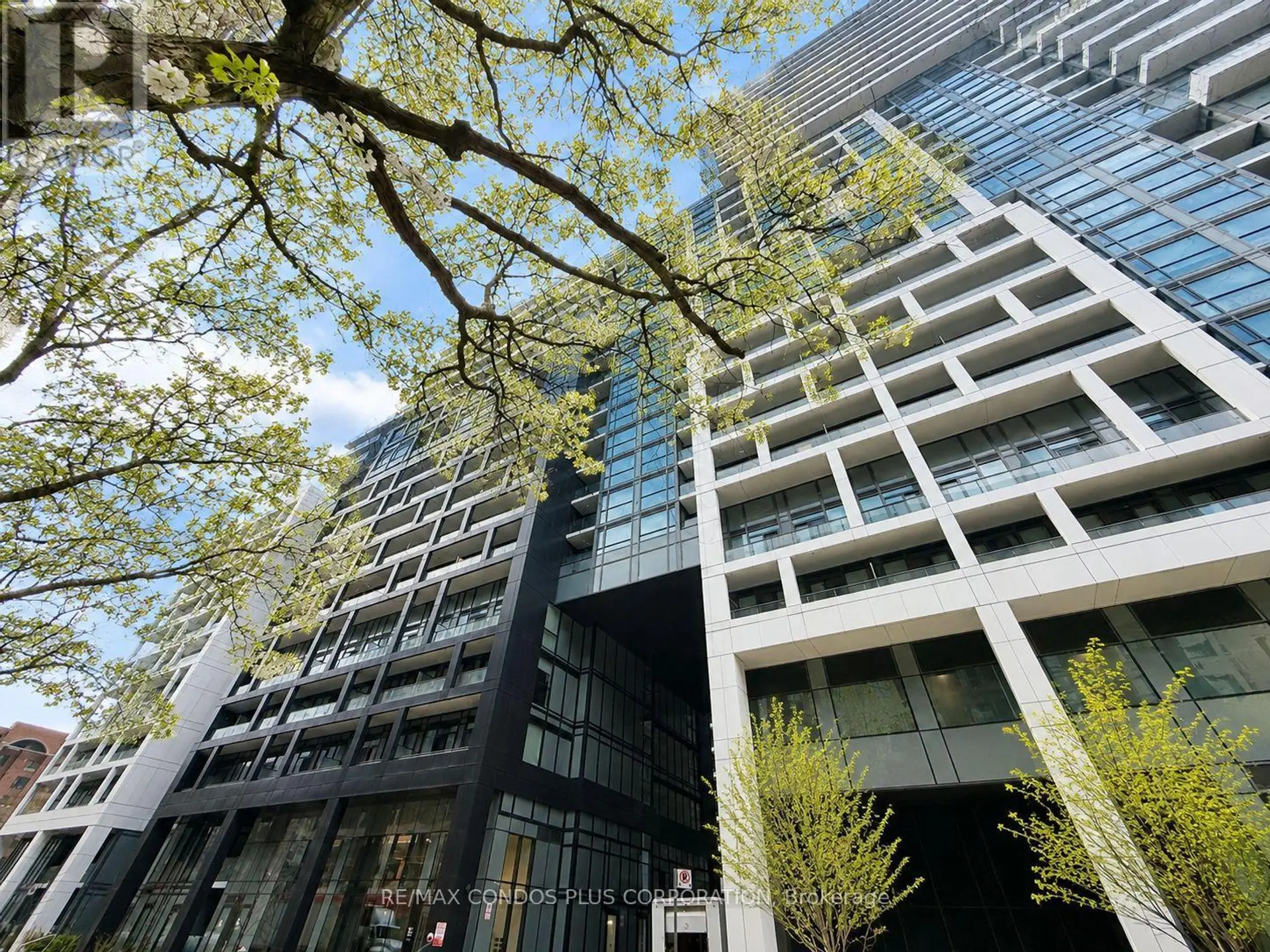 #1113 60 PRINCESS STREET - Image 1