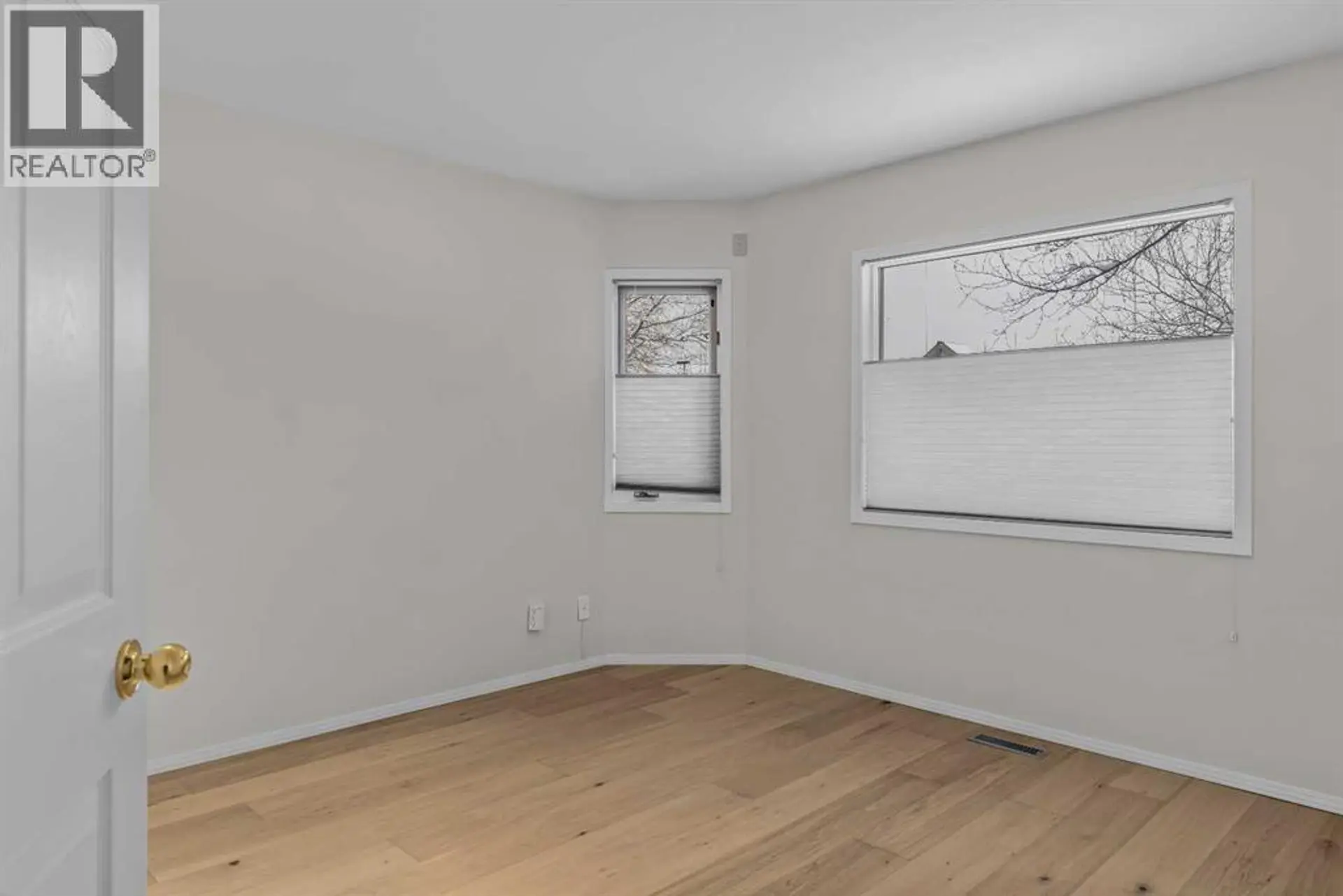 #3 717 7th Street E - Image 13