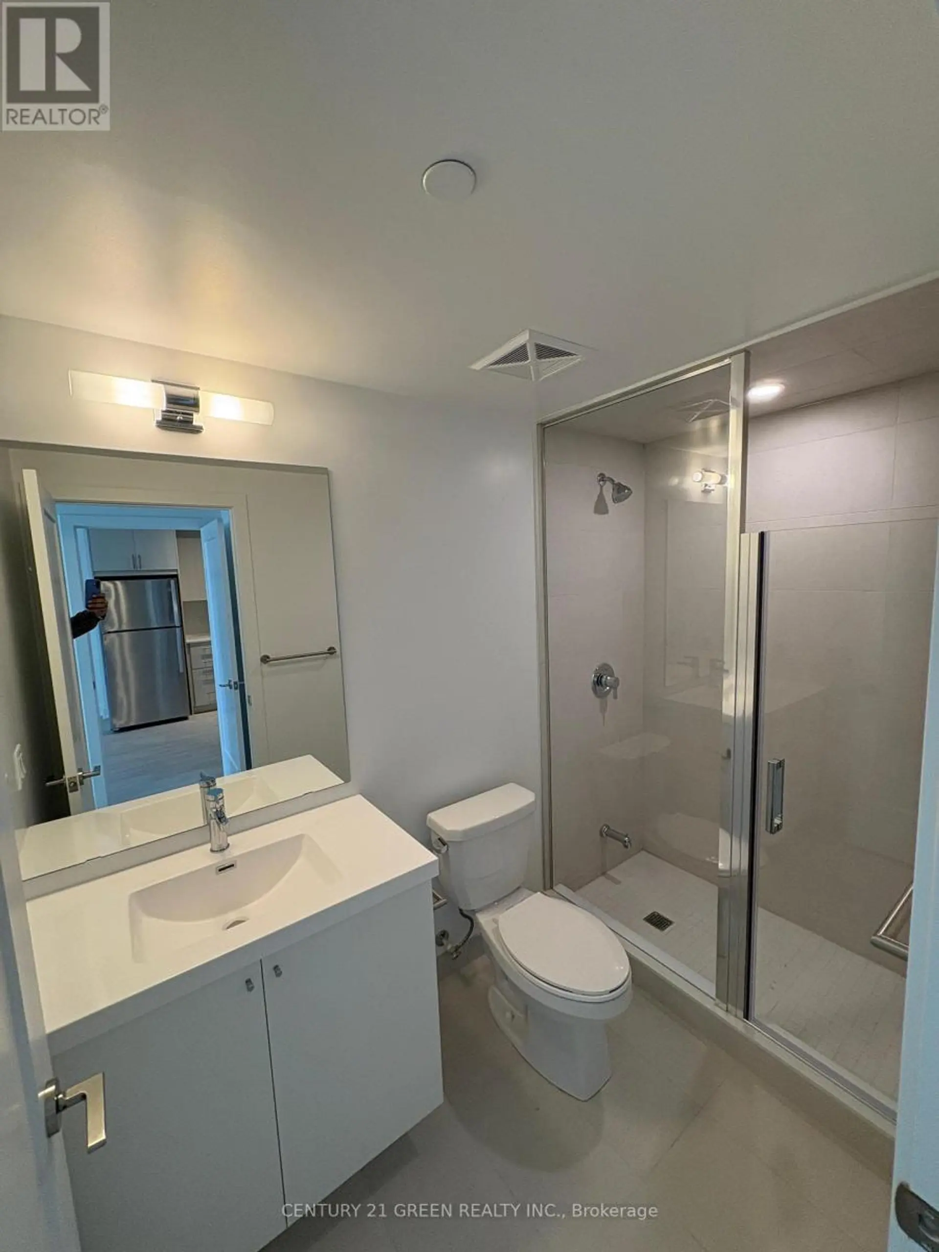 #219 2545 SIMCOE STREET N - Image 18