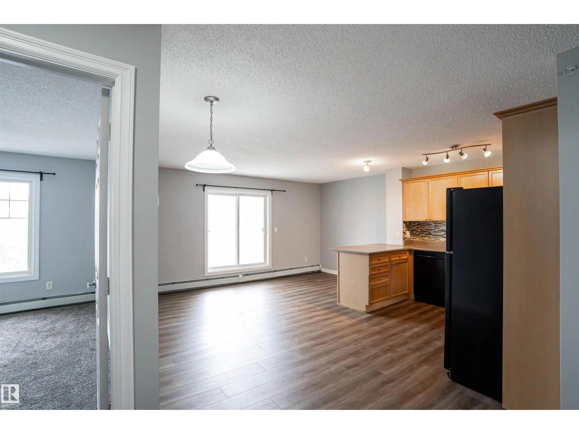 #404 4407 23 ST NW - Image 15