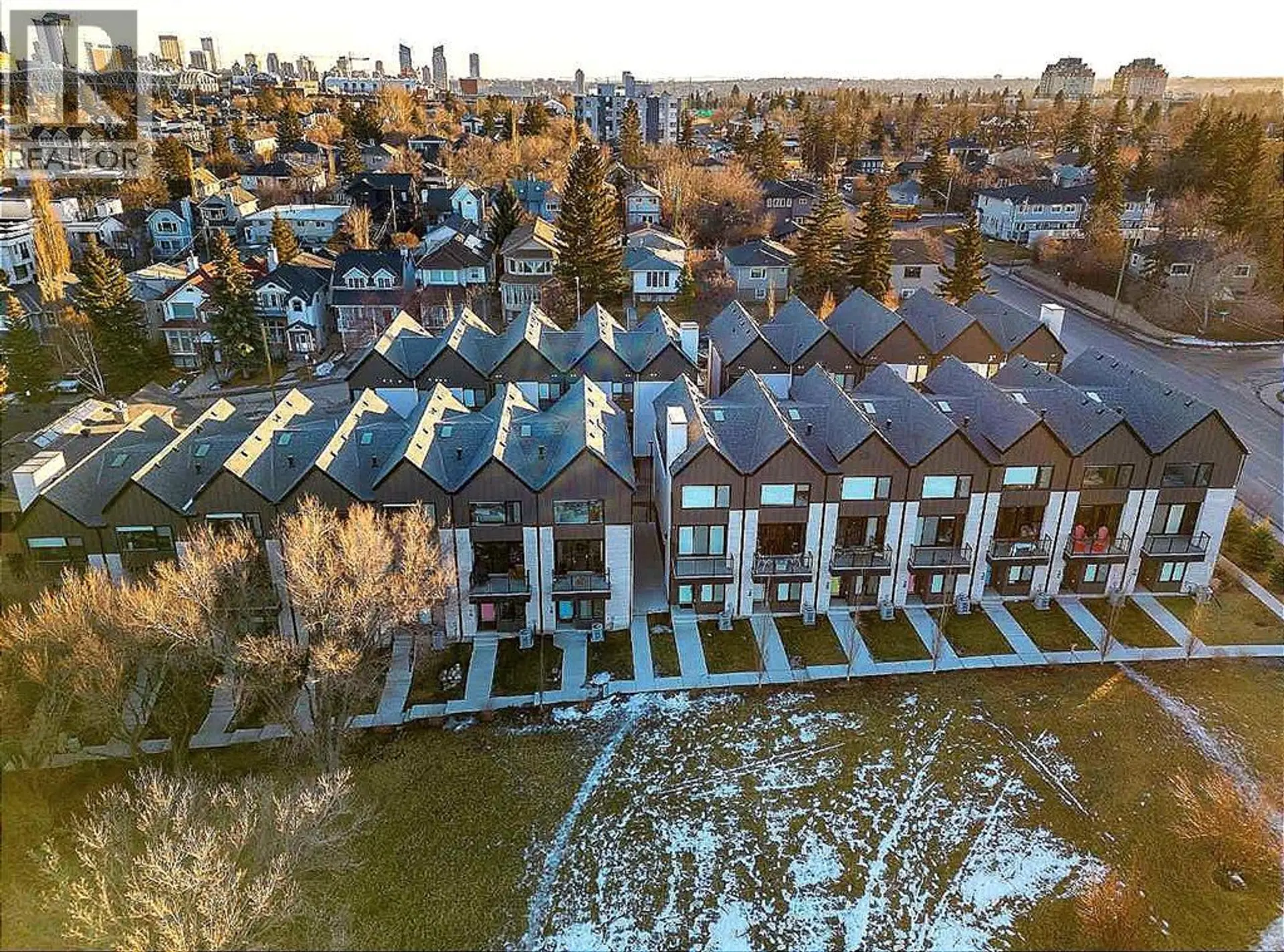 1426 23 Avenue NW - Image 16