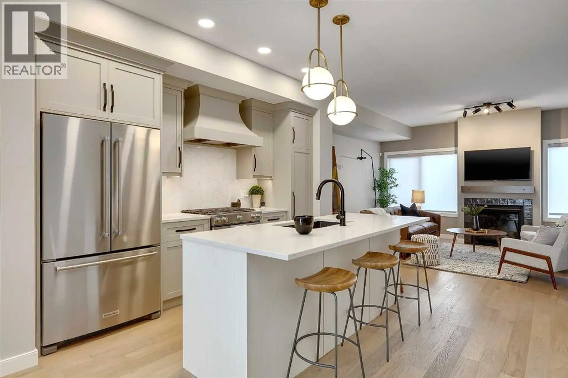 1426 23 Avenue NW - Image 6