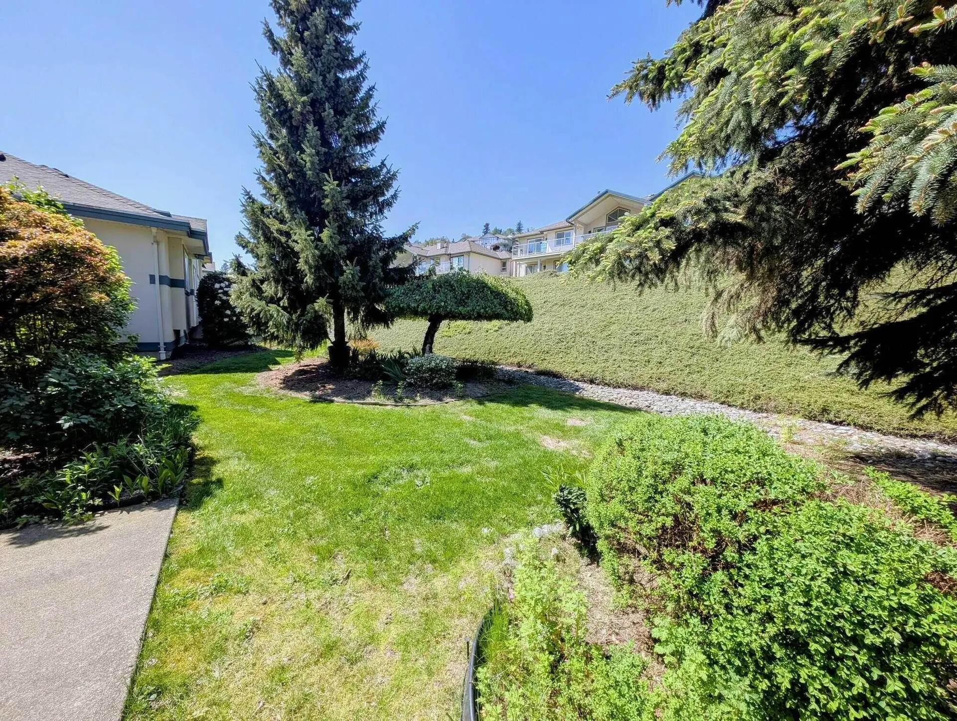 #8 8590 Sunrise Drive - Image 19