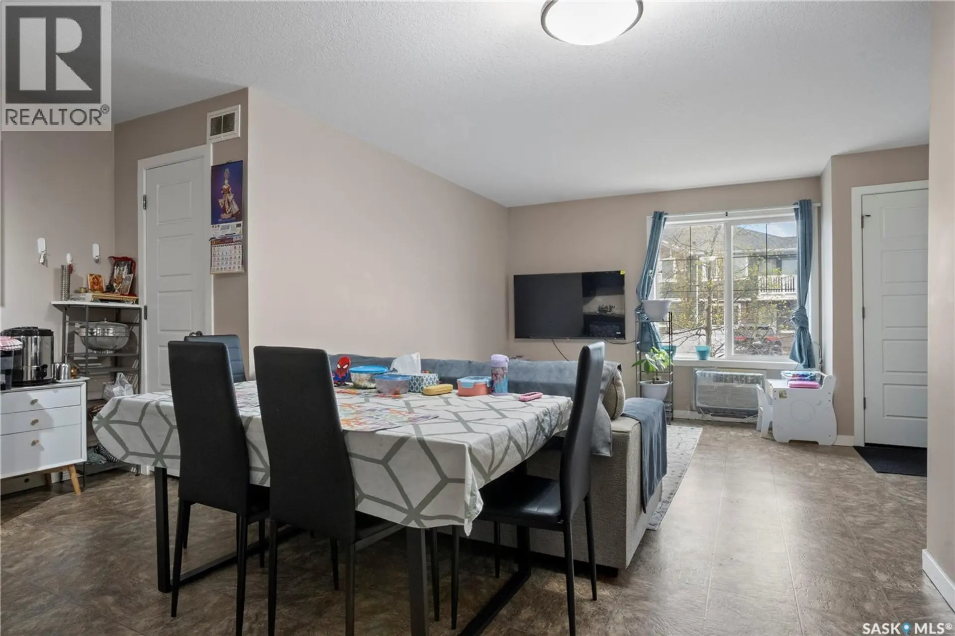 #82 5622 Gordon ROAD - Image 8