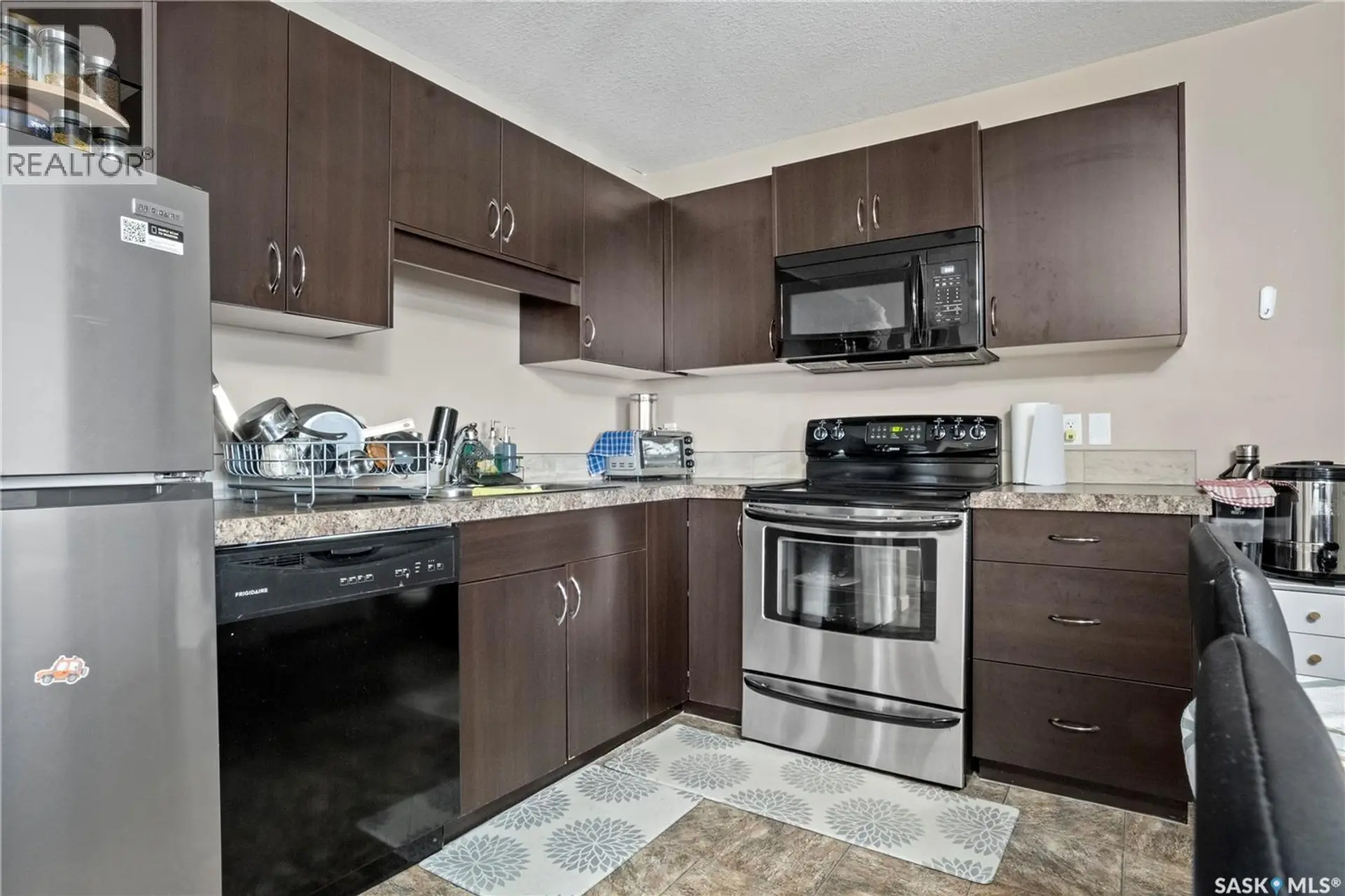 #82 5622 Gordon ROAD - Image 9