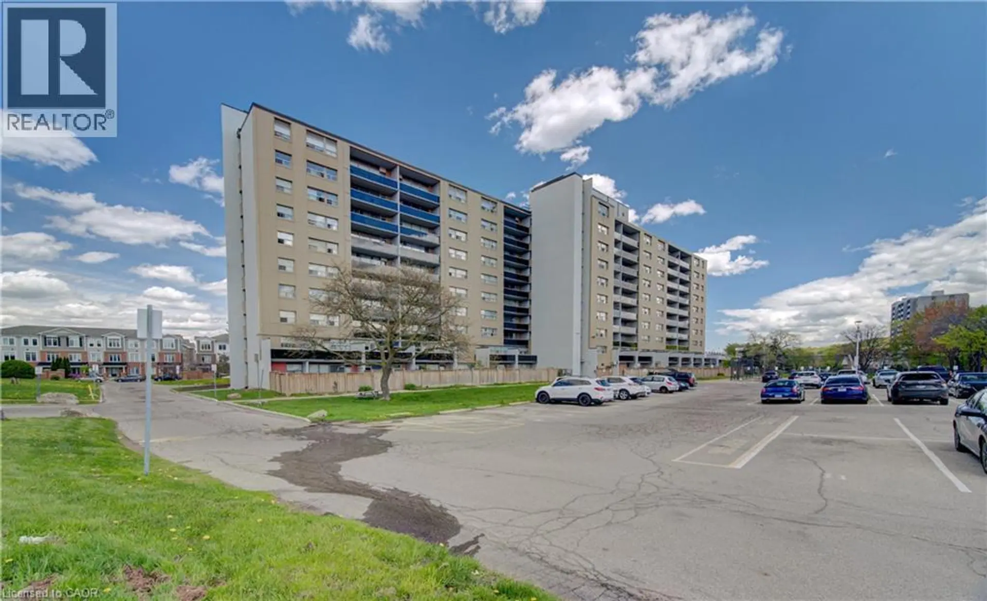 #914 15 ALBRIGHT Road - Image 3