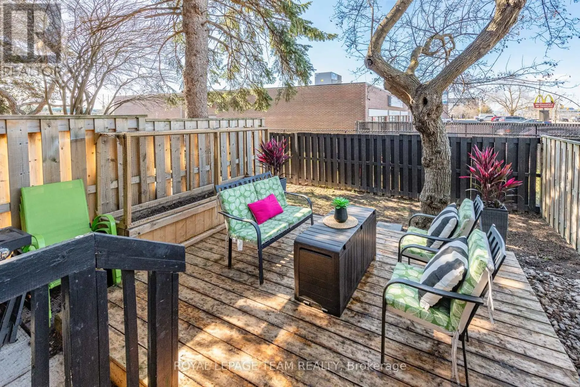 #52 420 A MOODIE DRIVE W - Image 19