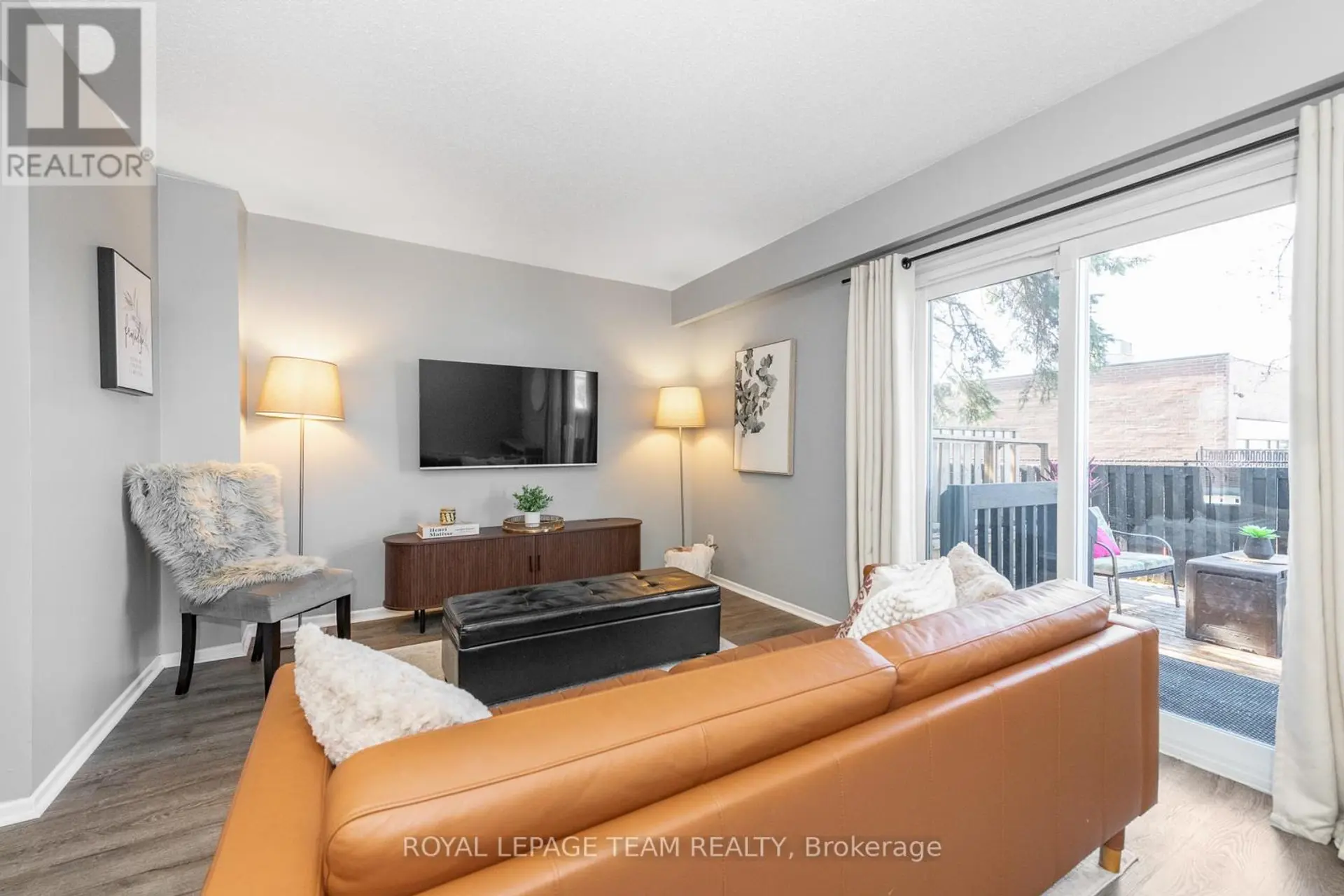 #52 420 A MOODIE DRIVE W - Image 9