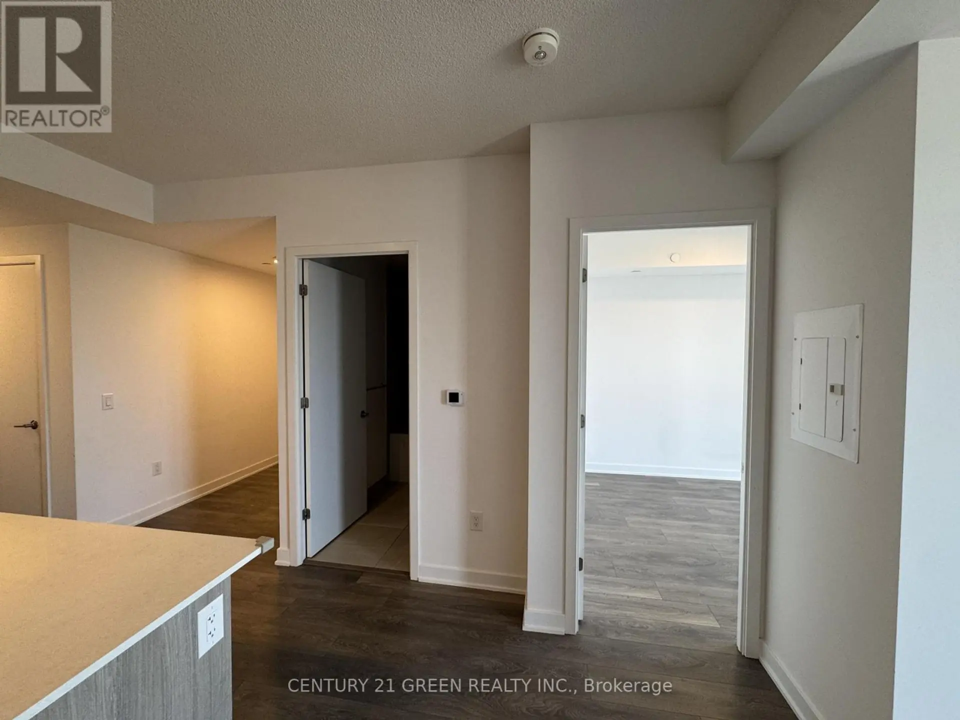 #1601 130 RIVER STREET - Image 10