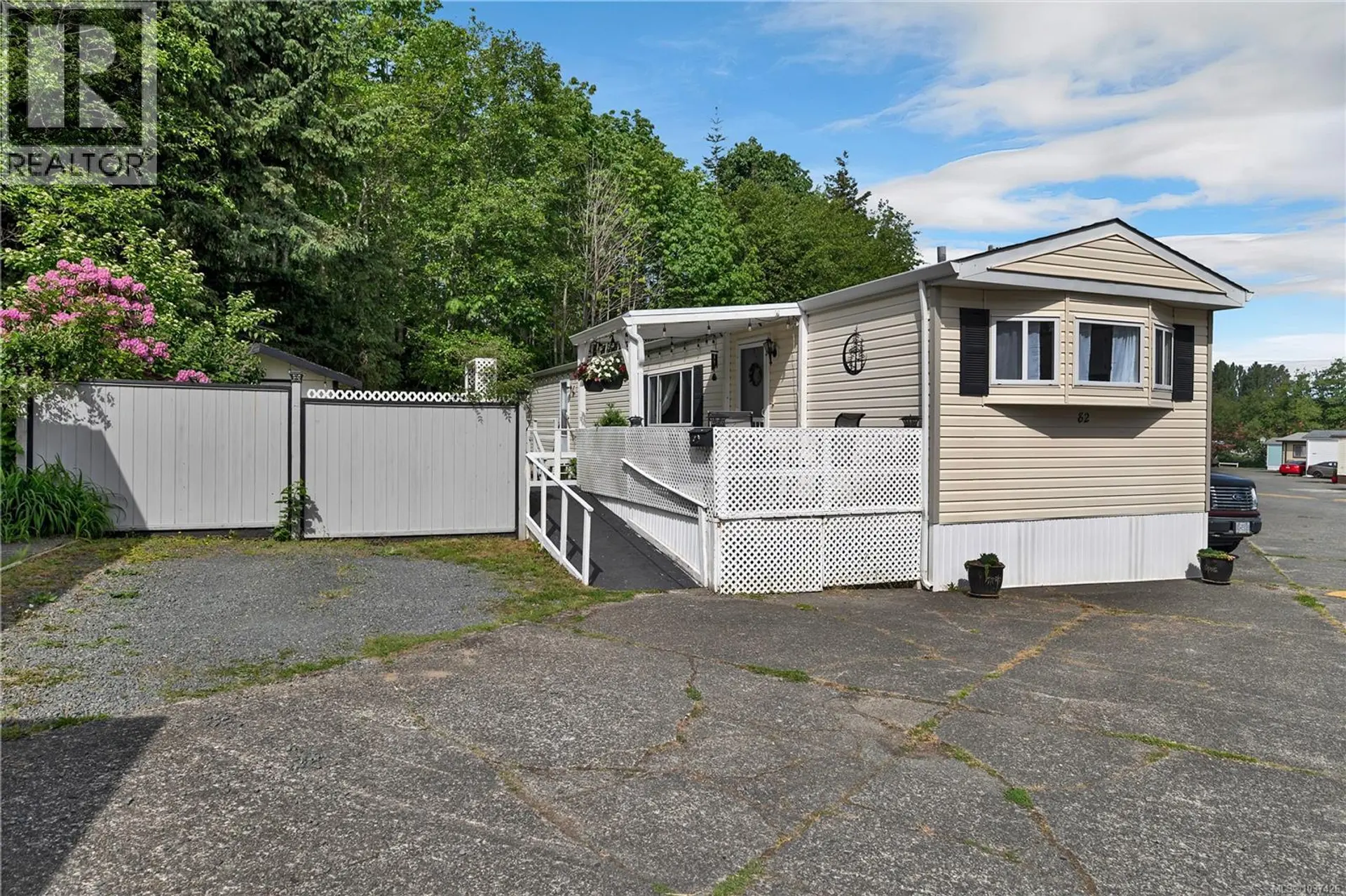 Property at #82 951 Homewood Rd, Campbell River, BC