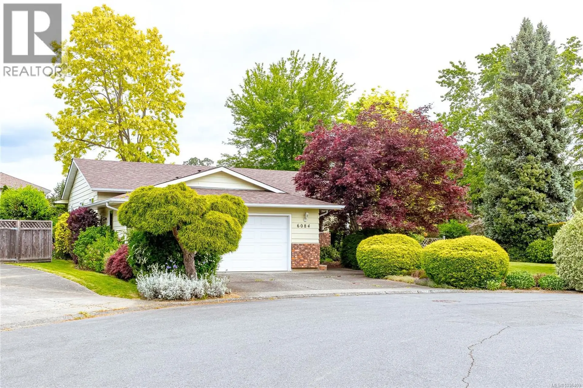 Property at 6084 Trillium Way, Duncan, BC