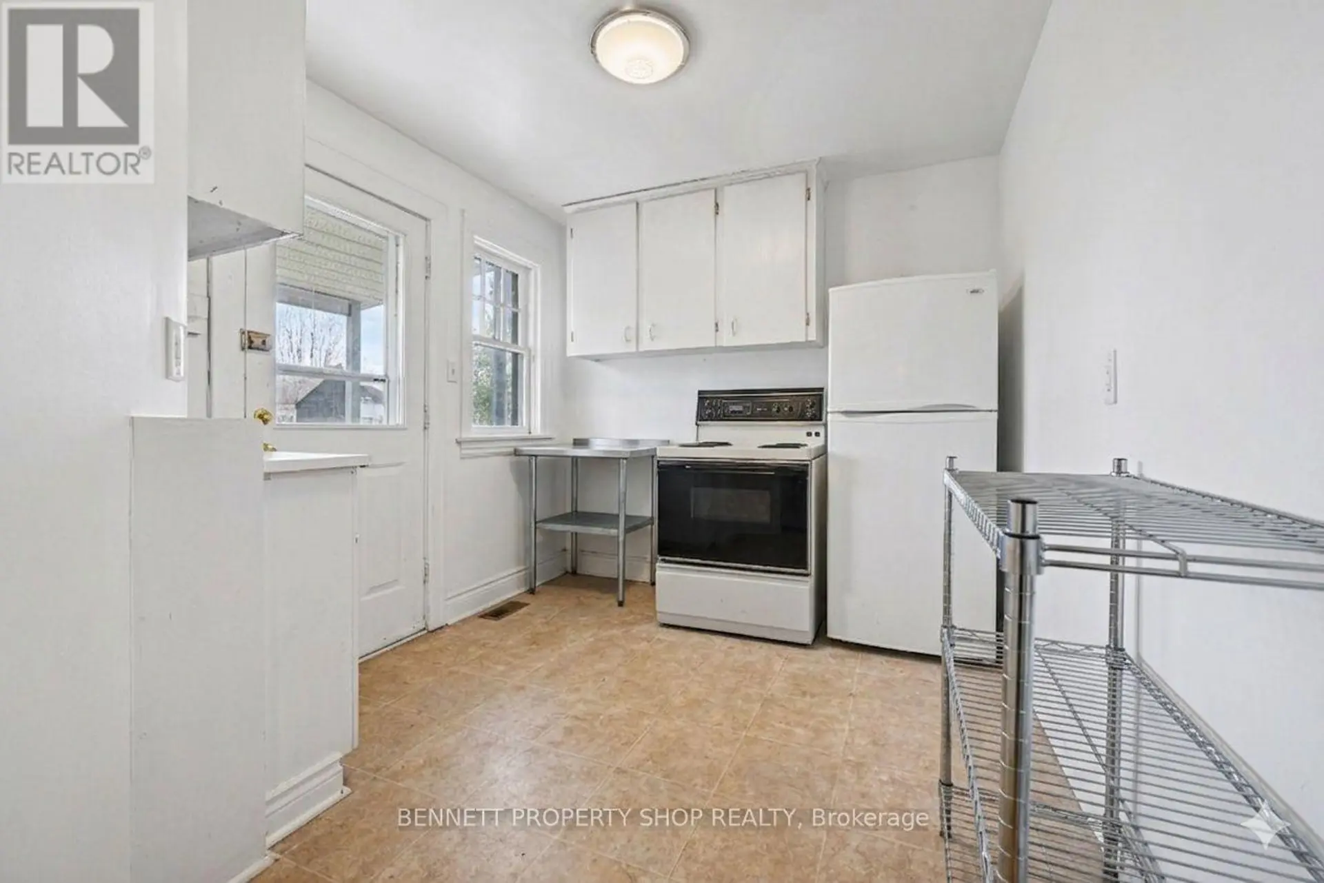 56 SMIRLE AVENUE - Image 10