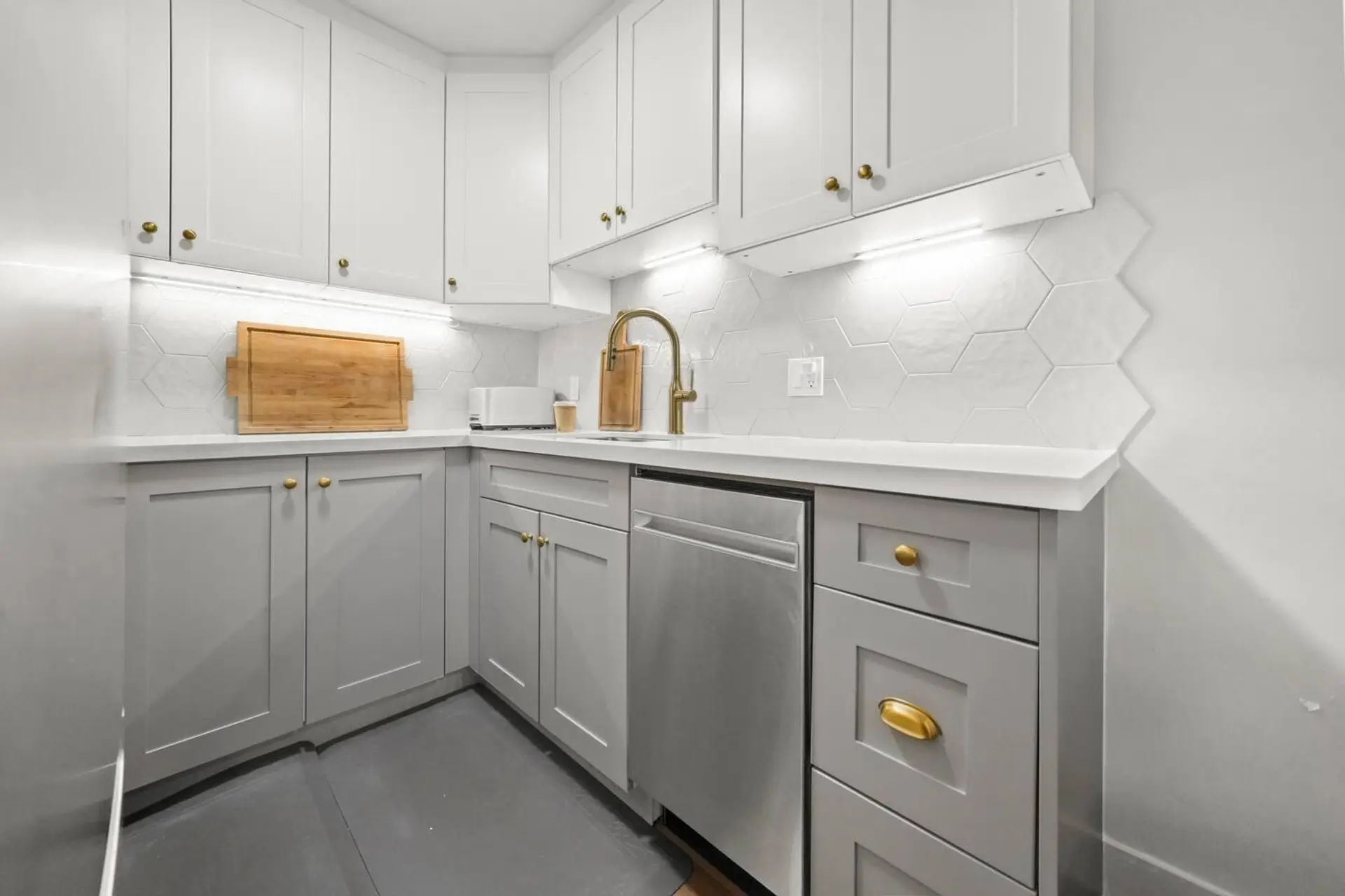 #200 2033 W 7th Avenue - Image 5