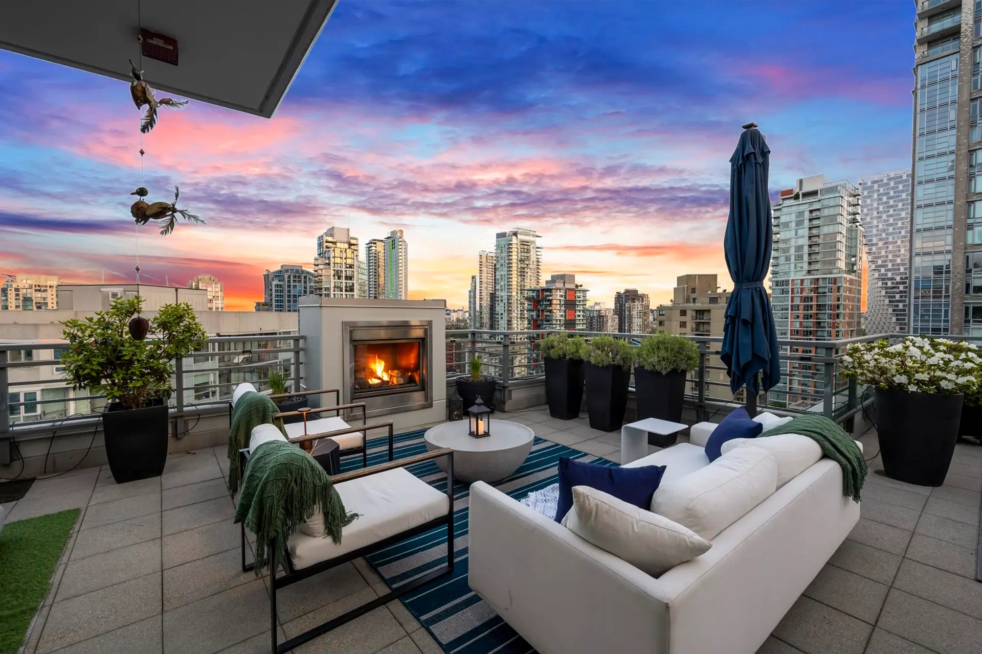 Property at #1503 1205 Howe Street, Vancouver, BC