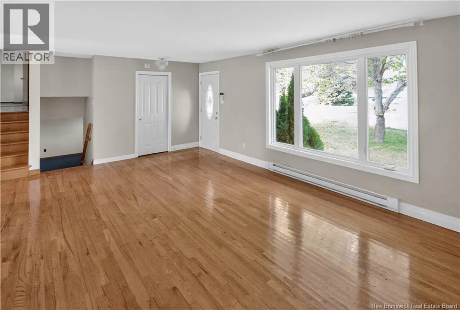 551 Lafleur Street - Image 5